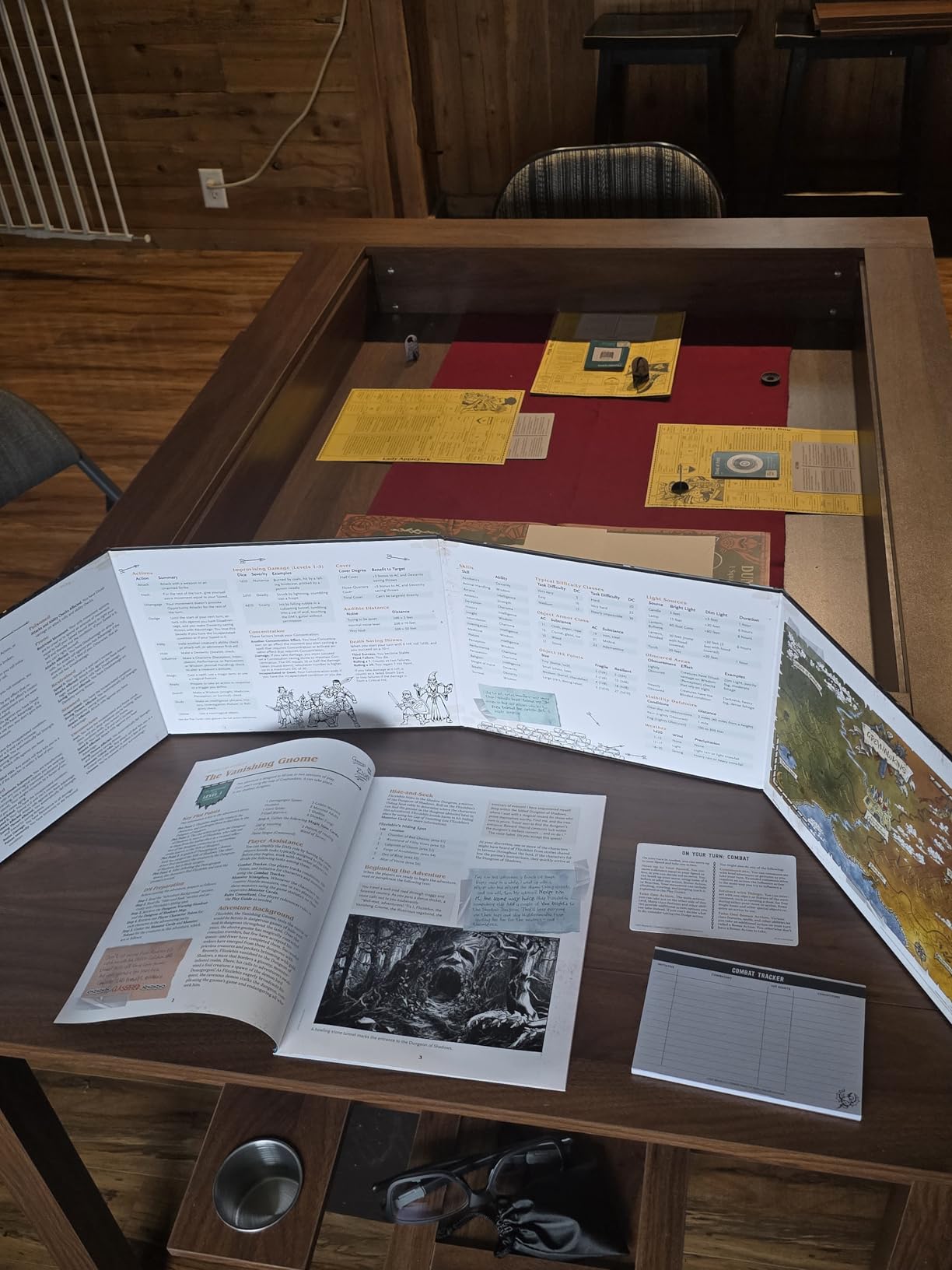 Dungeons & Dragons Stranger Things: Welcome to the Hellfire Club Adventure Game customer photo 1