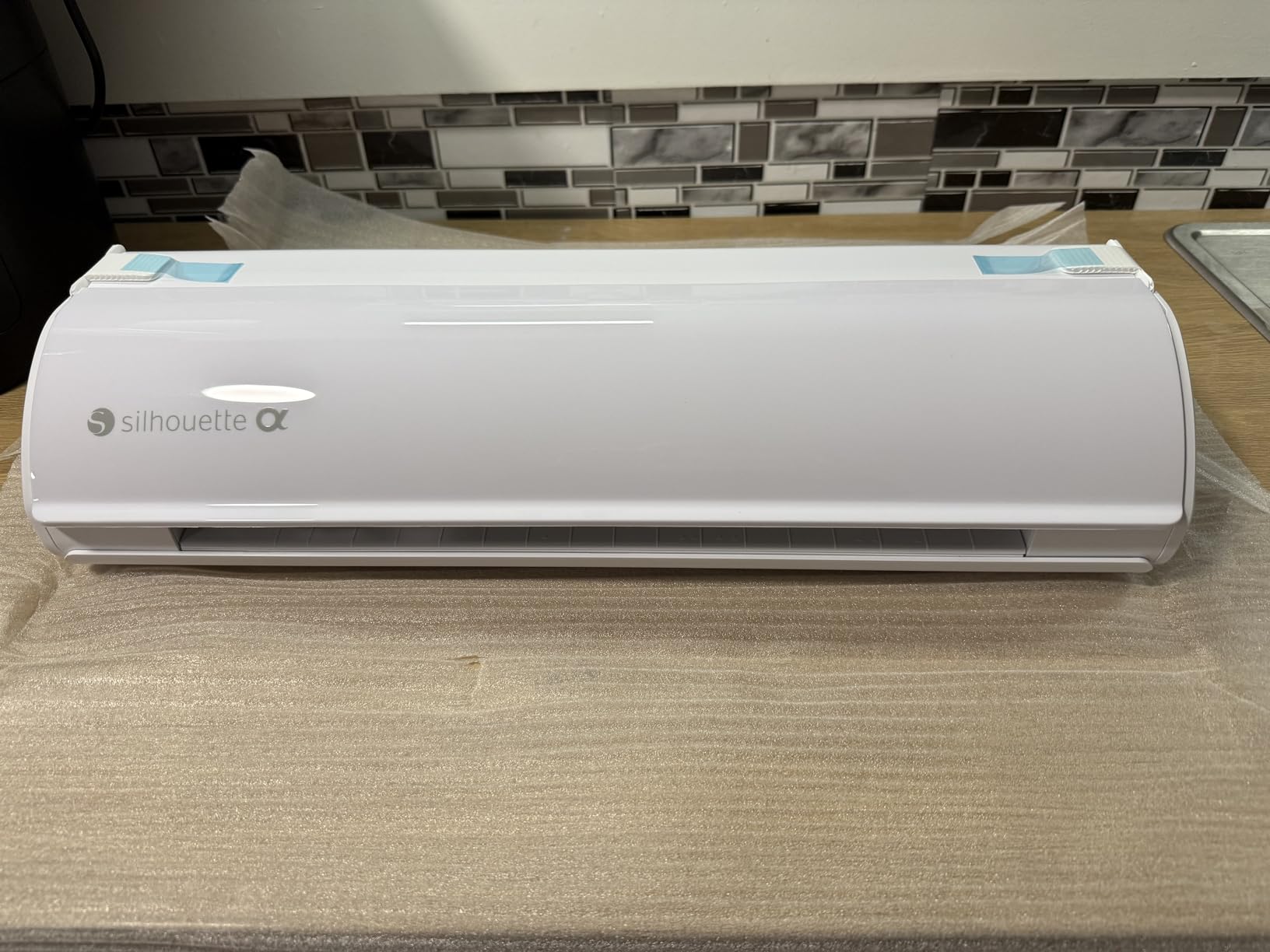 Silhouette America Cameo 5 Alpha (α) - Smart Cutting Machine for Print & Cut - Quiet Operation with AutoBlade, Studio Software, Cutting Mat- Vinyl, Paper & Fabric Compatible - Classic White customer photo 2