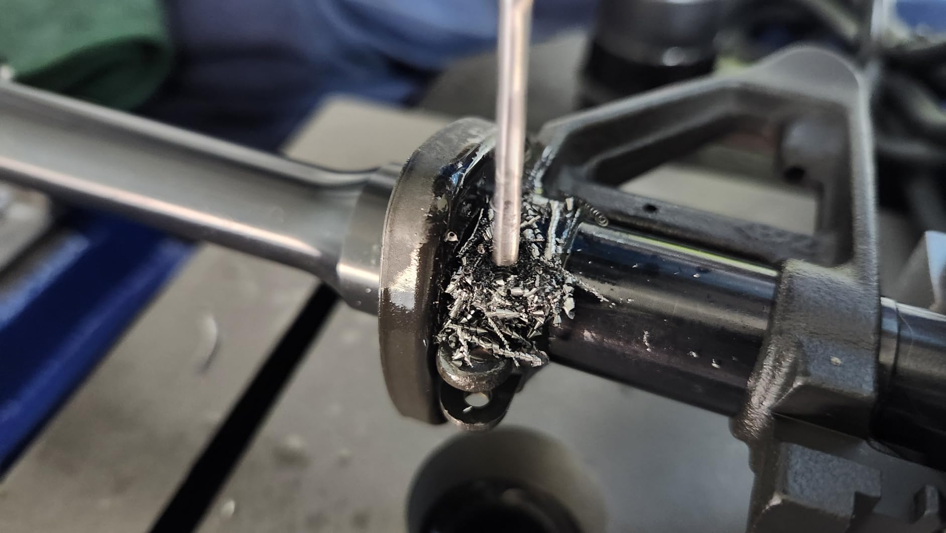 bellaDimora Mini Benchtop Drill Press customer photo 2
