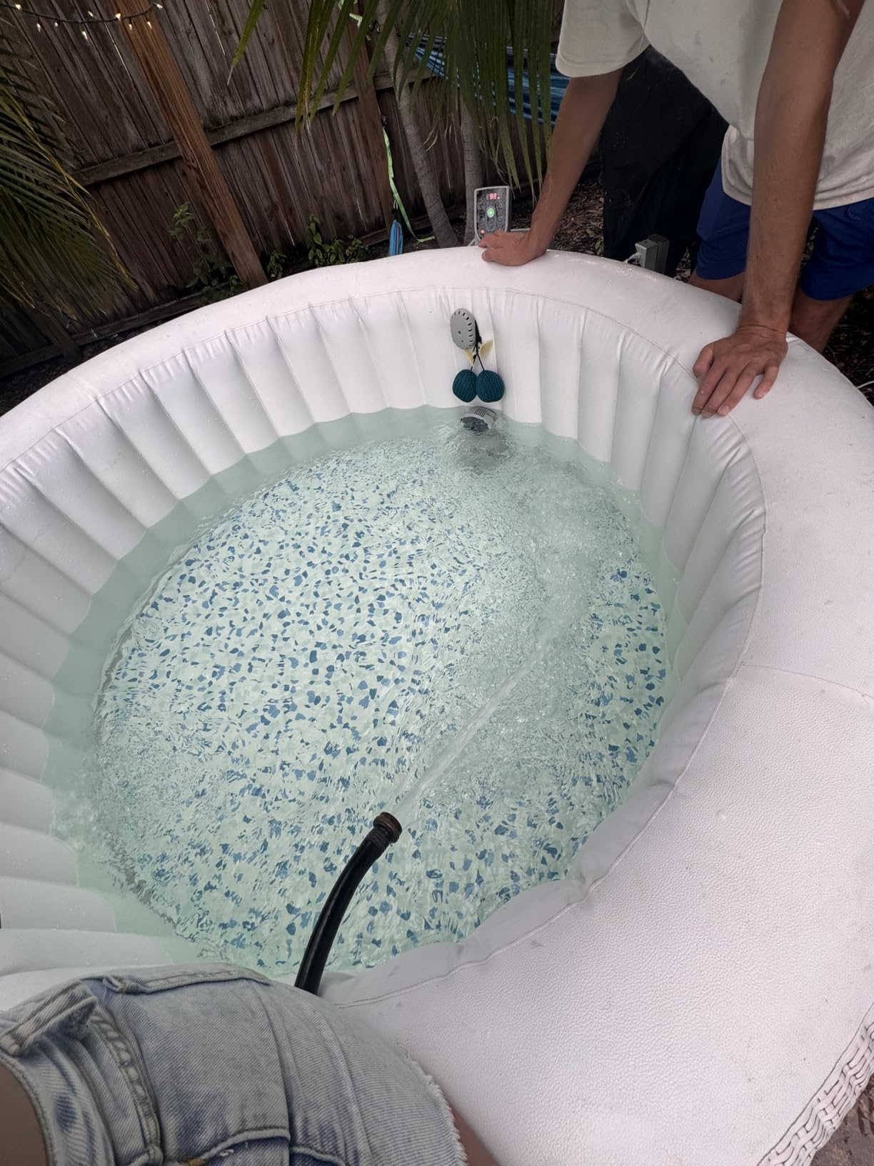 Bestway SaluSpa Cancun Energy-Efficient 2-4 Person Inflatable Hot Tub customer photo 2