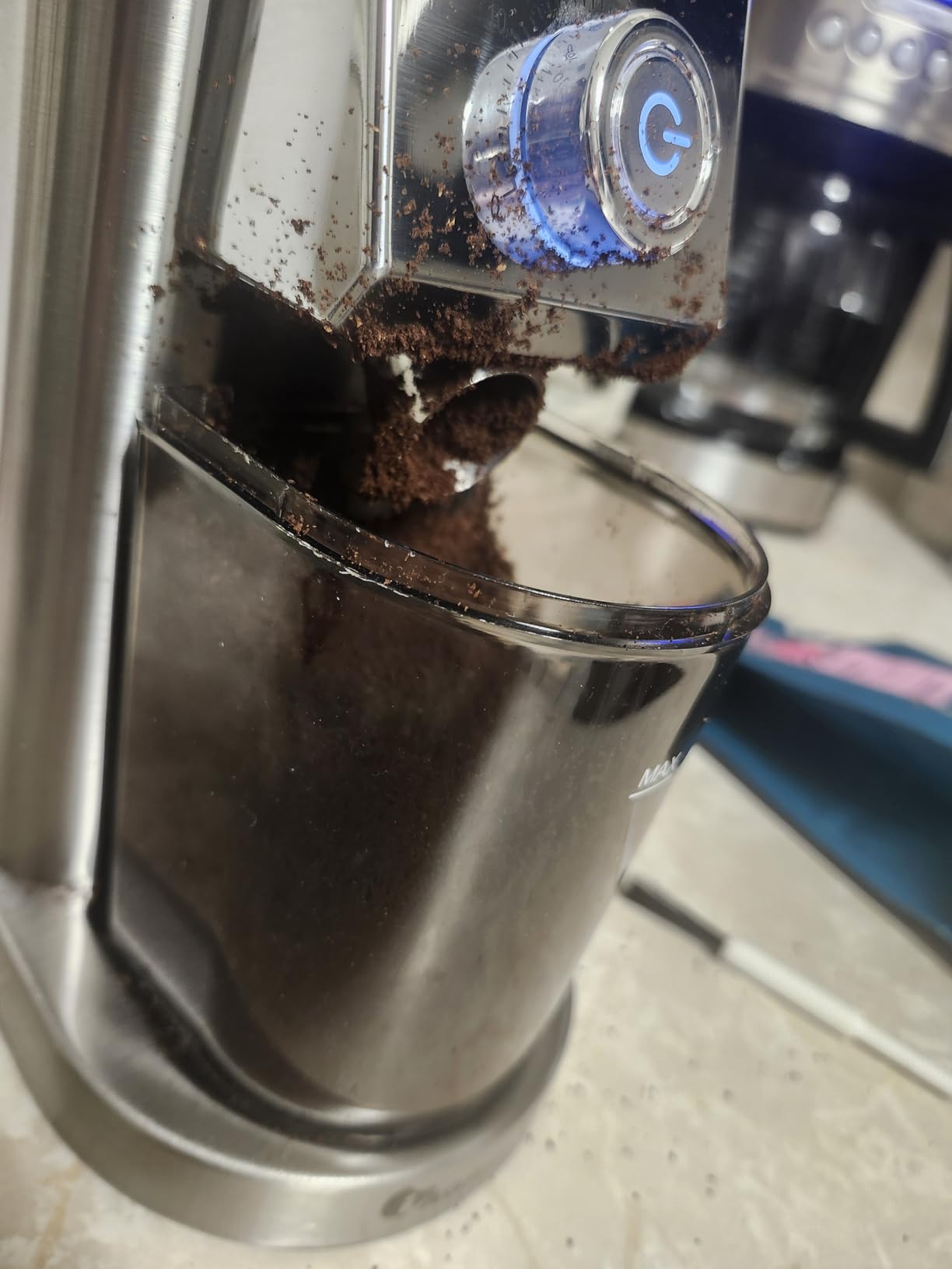 IAGREEA Coffee Grinder for Home Use, Conical Burr Espresso Grinder 48 Grind customer photo 1