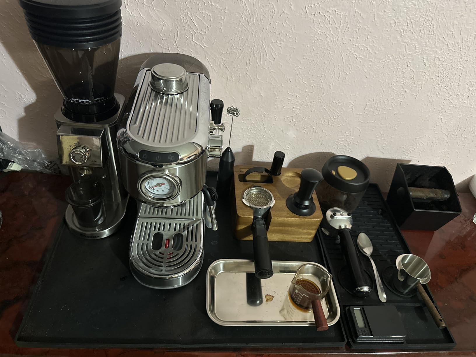 IAGREEA Coffee Grinder for Home Use, Conical Burr Espresso Grinder 48 Grind customer photo 2