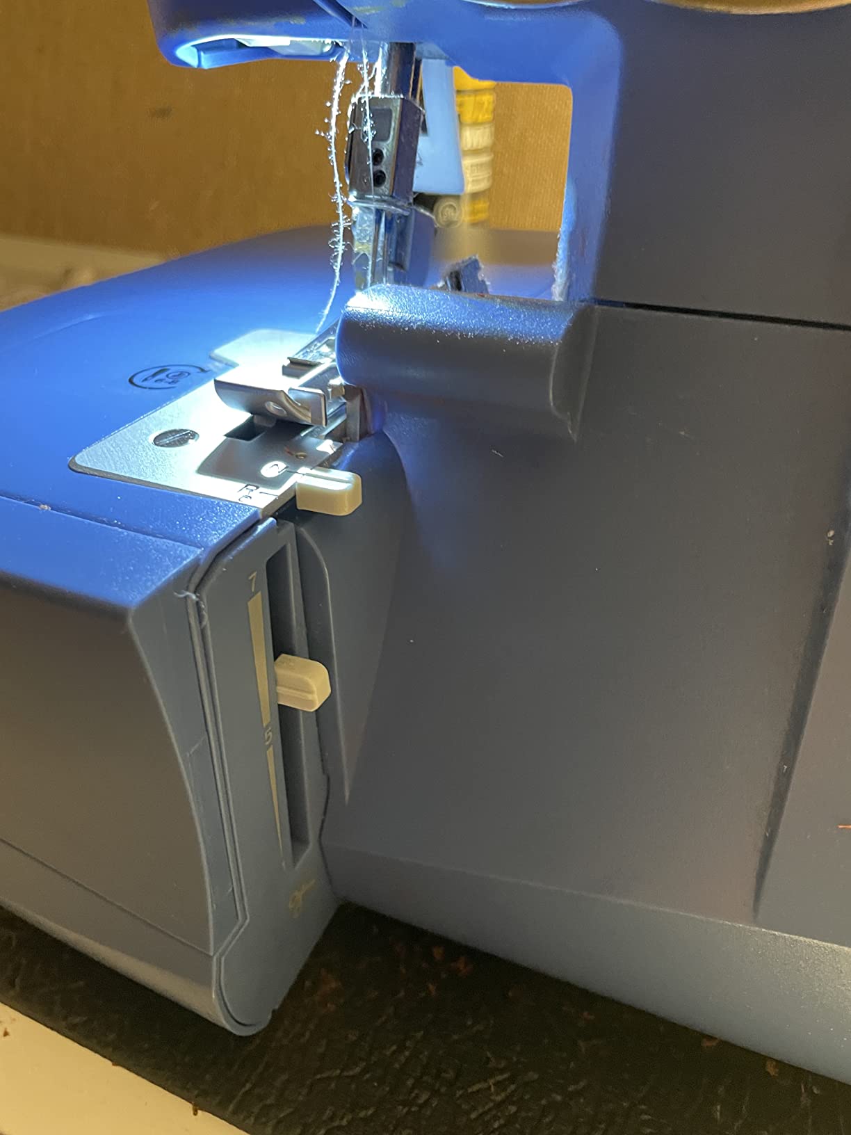 SINGER® S0230 Navy Blue High Speed Overlock Serger, 2-3-4 Thread Capability customer photo 1