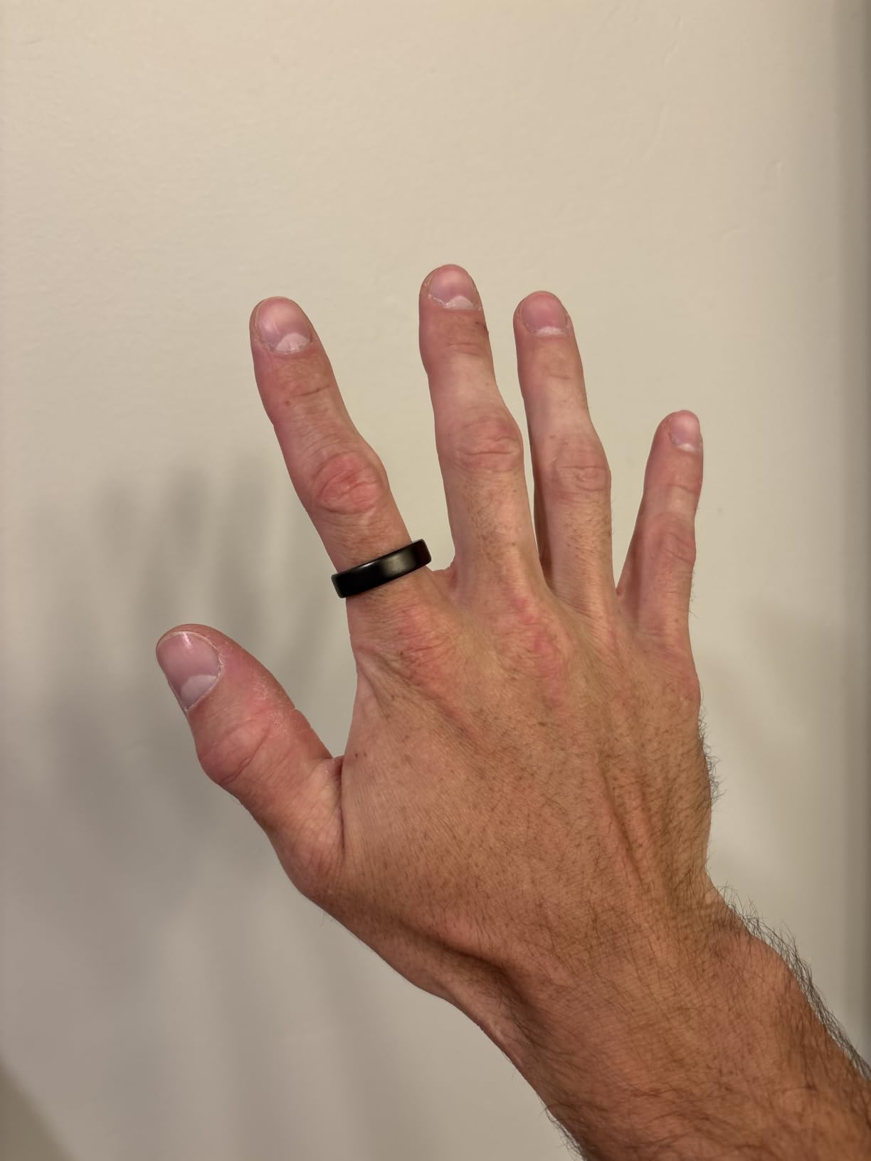 Oura Ring 5 Smart Ring - Silver - Size 10 - Fitness & Sleep Tracker customer photo 1