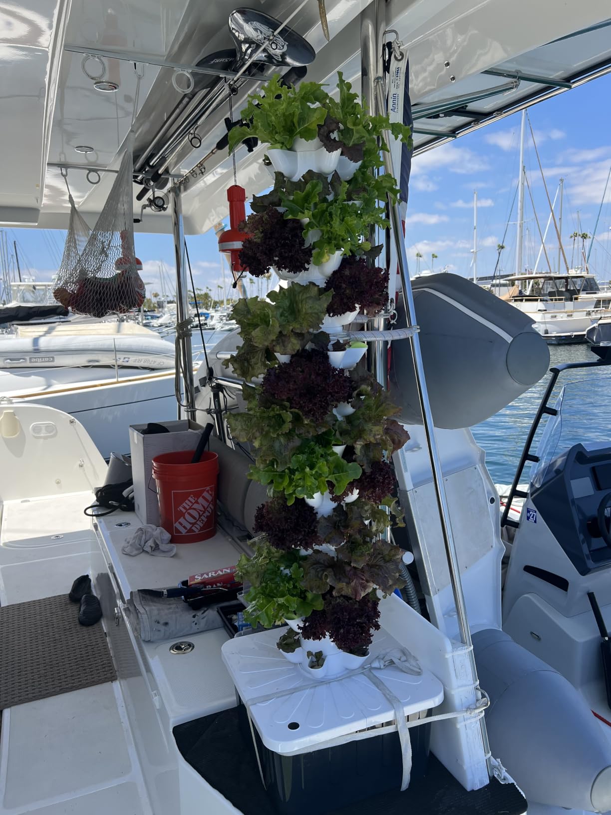 Hydroponic Tower, 14-Layer Hydroponics Growing System Kit with 70 Slots, Vertical Garden System with 20L Water Tank and Pump for Indoor Outdoor Home, Balcony & Patio customer photo 2