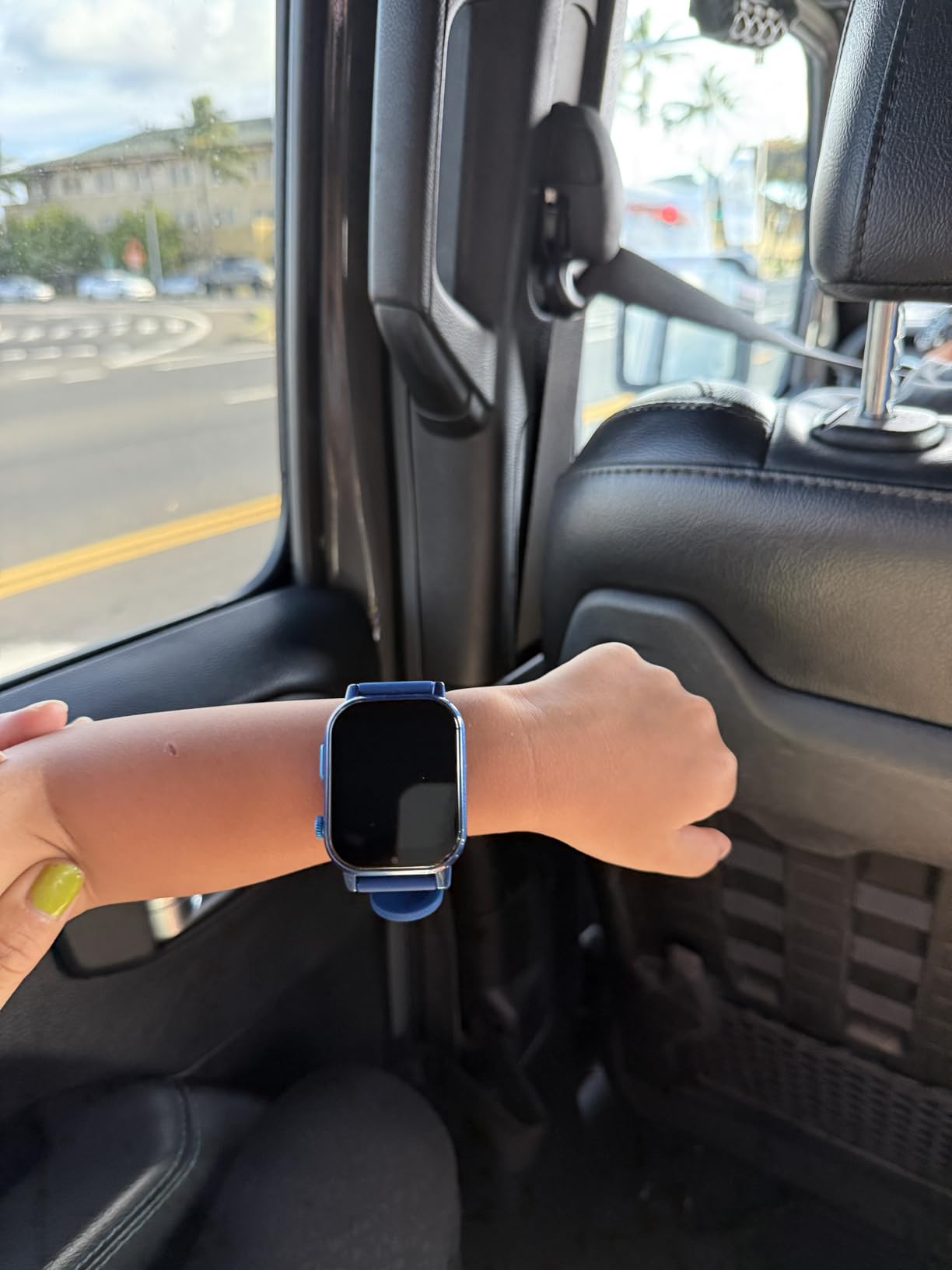 4G Kids Smart Watch with GPS Tracker Two-Way Call Phone for Ages 5-12 Girls customer photo 1
