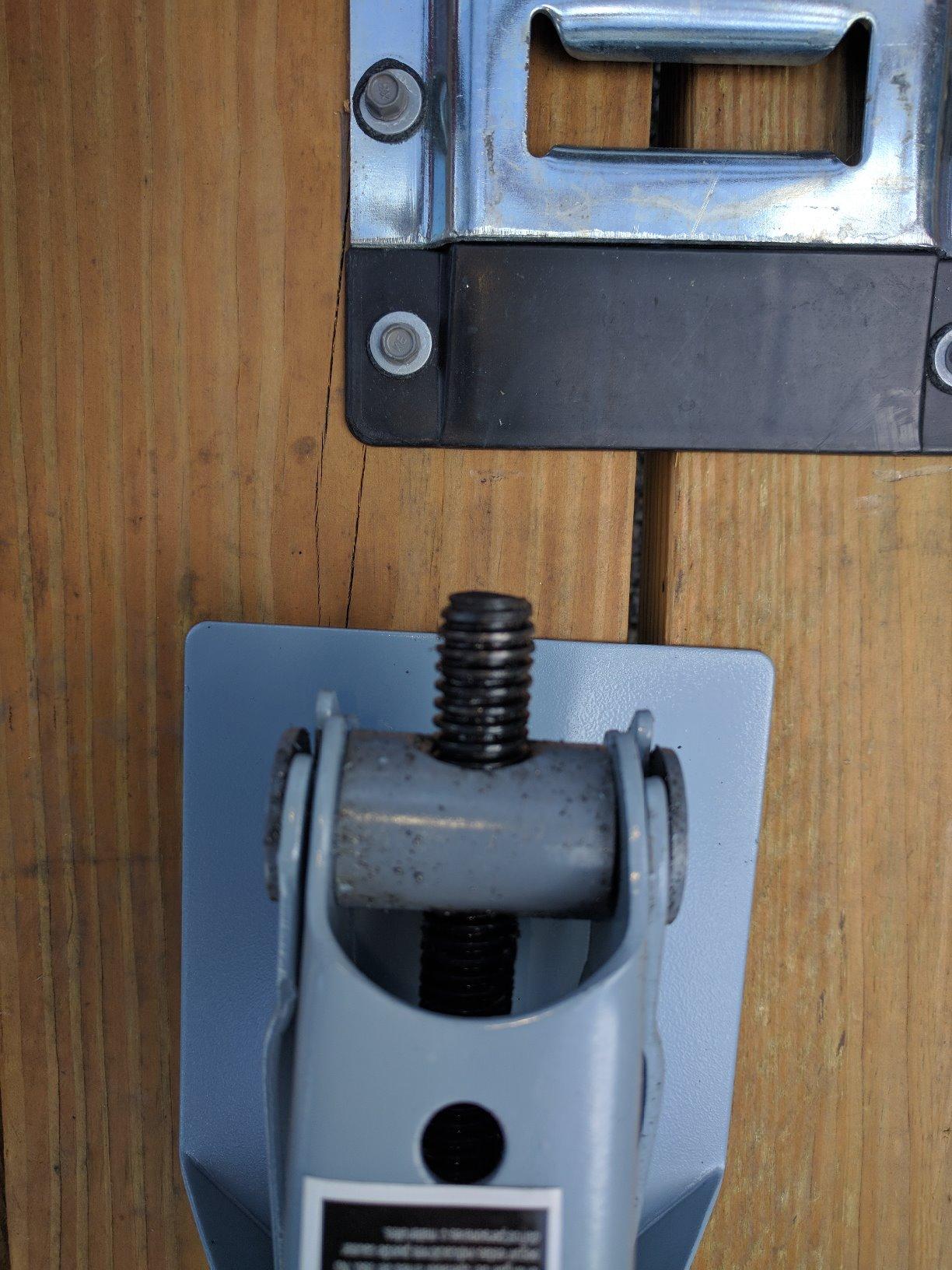 Pro-Lift T-9456 Scissor Jack, Grey, 3000 lb. Capacity customer photo 1