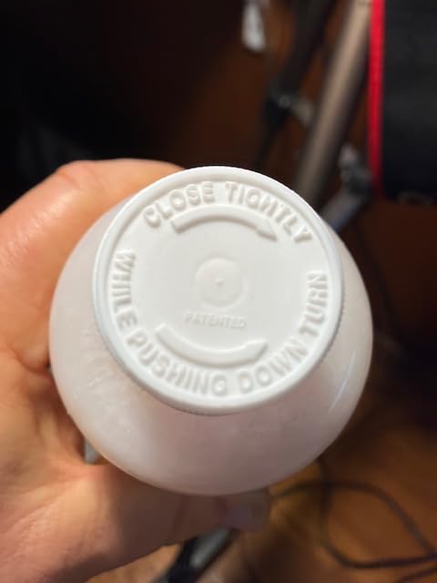 Collinite 925 Wax- Marine/RV Carnauba + Polymer Wax Sealant for Long-Lasting Fiberglass Protection. Easy to Apply+DA Friendly. Prevents Oxidation + Provides High Gloss Shine+UV Protection (16 fl oz) customer photo 1