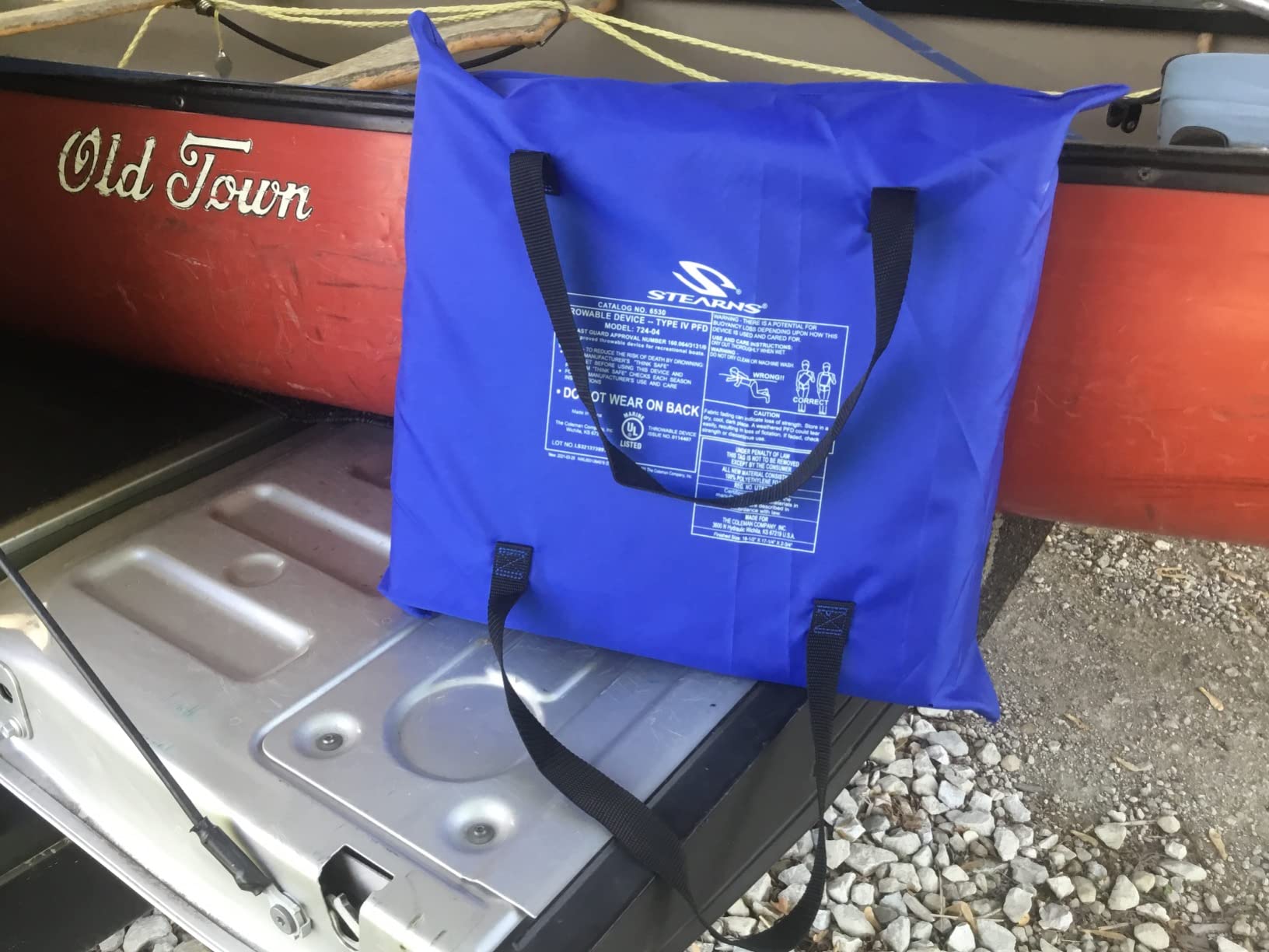Stearns Throwable Flotation Cushion, USCG-Approved Type IV PFD Boat Cushion Life Preserver, Doubles as Comfortable Place to Sit, Great for Boats, Canoes, Kayaks, & More customer photo 2