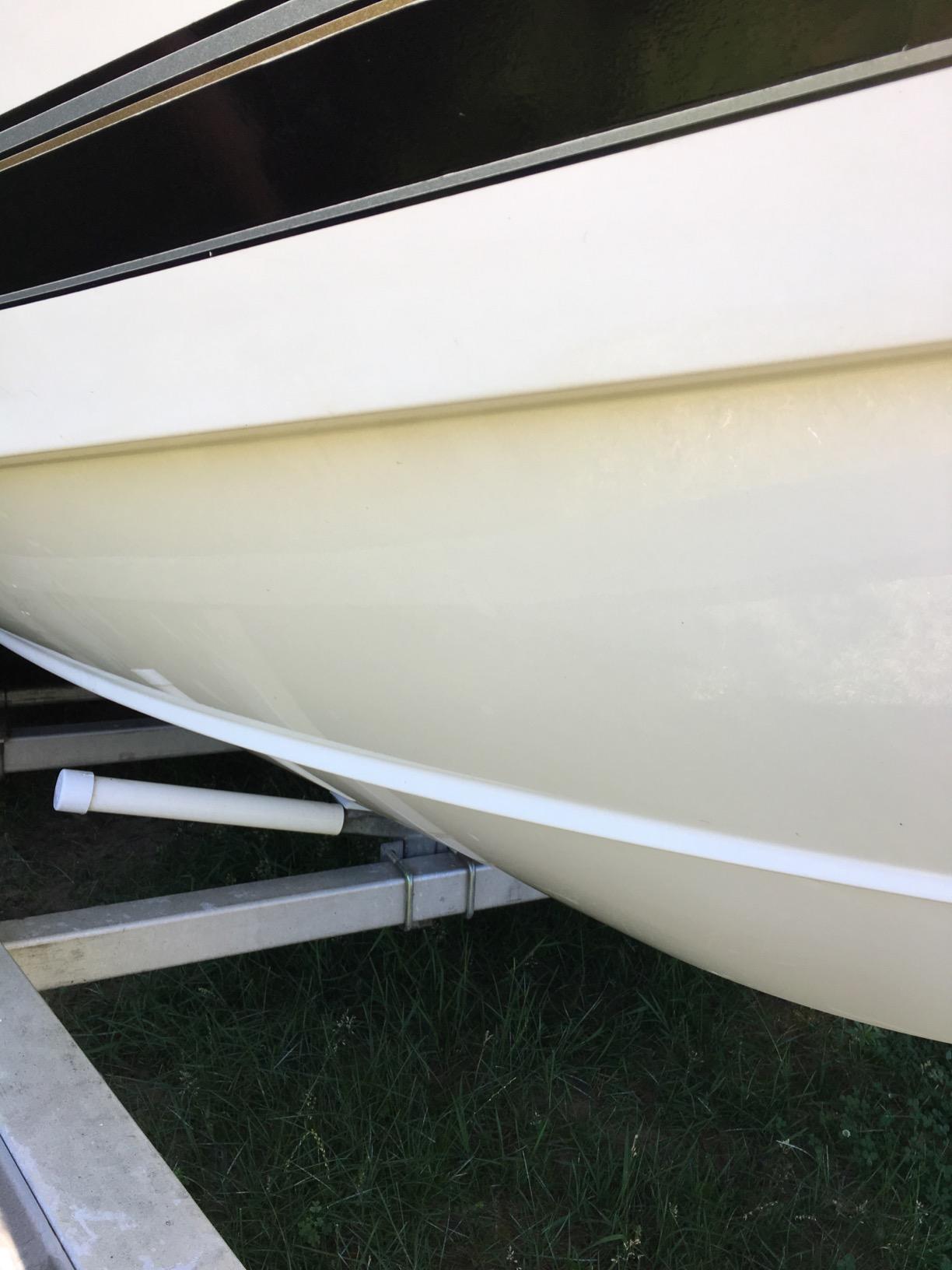 Boat Hull Cleaner for Fiberglass Boats 32 oz - Hard Water Stain Remover, Rust Removal Liquid, Calcium Remover, Gel Coat Cleaner, Marine Hull Cleaning Solution for Fiberglass and Waterline Stains customer photo 1