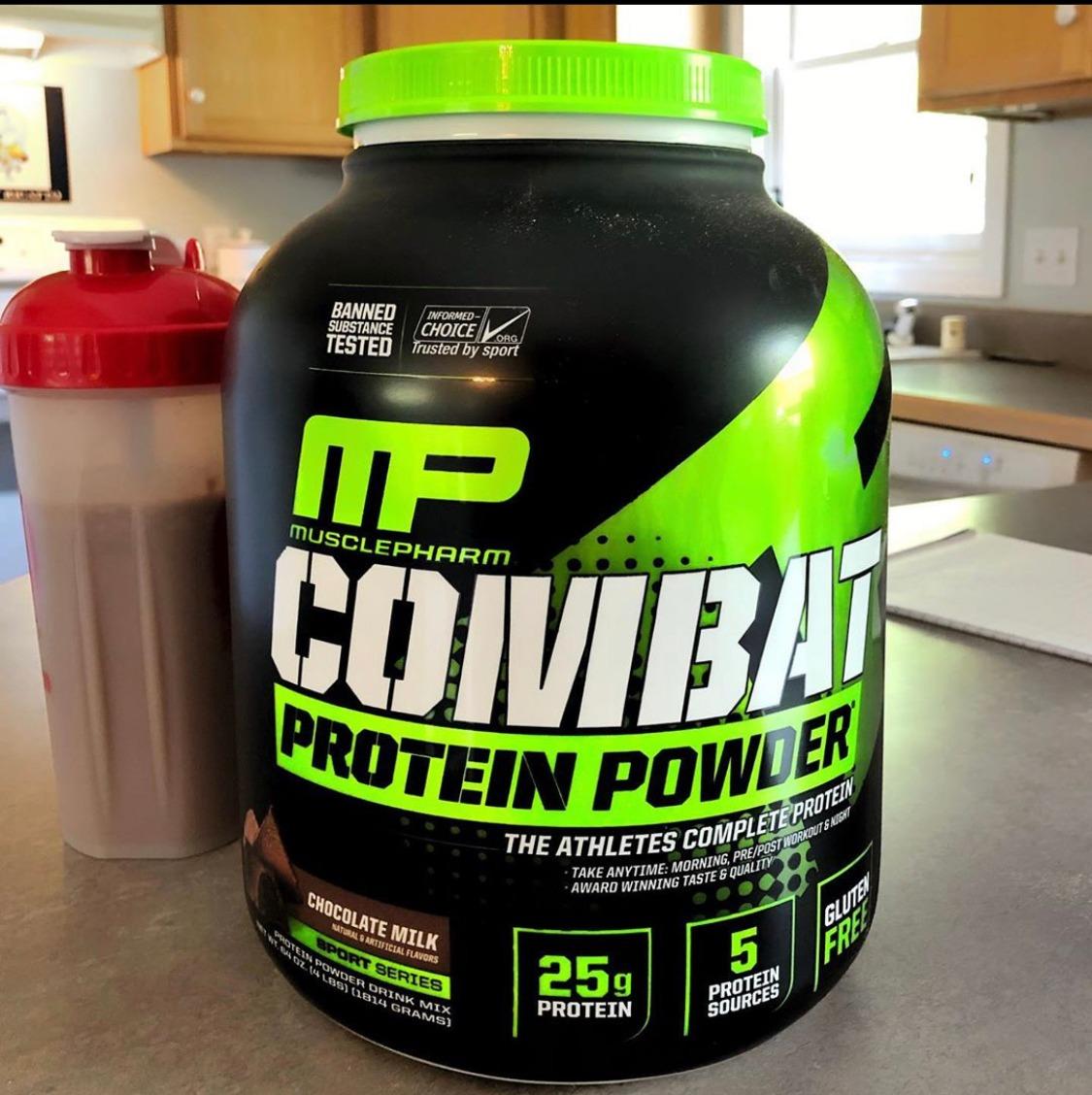 MusclePharm Combat Protein Powder, Chocolate Milk Flavor, Fuels Muscles for Productive Workouts, 5 Protein Sources including Whey Protein Isolate & Egg Albumin, Gluten Free, 4.2 lb, 52 Servings customer photo 2