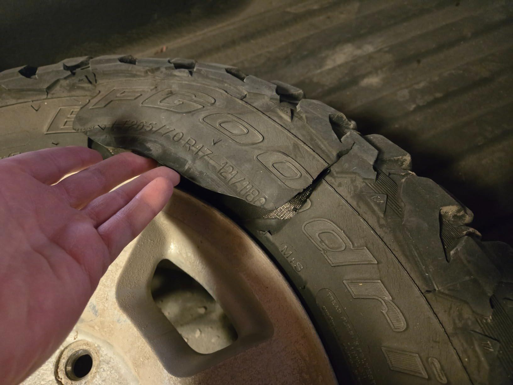 BFGoodrich Mud Terrain T/A KM3 Radial Car Tire for Light Trucks, SUVs, and Crossovers, 37x12.50R17/D 124Q customer photo 1