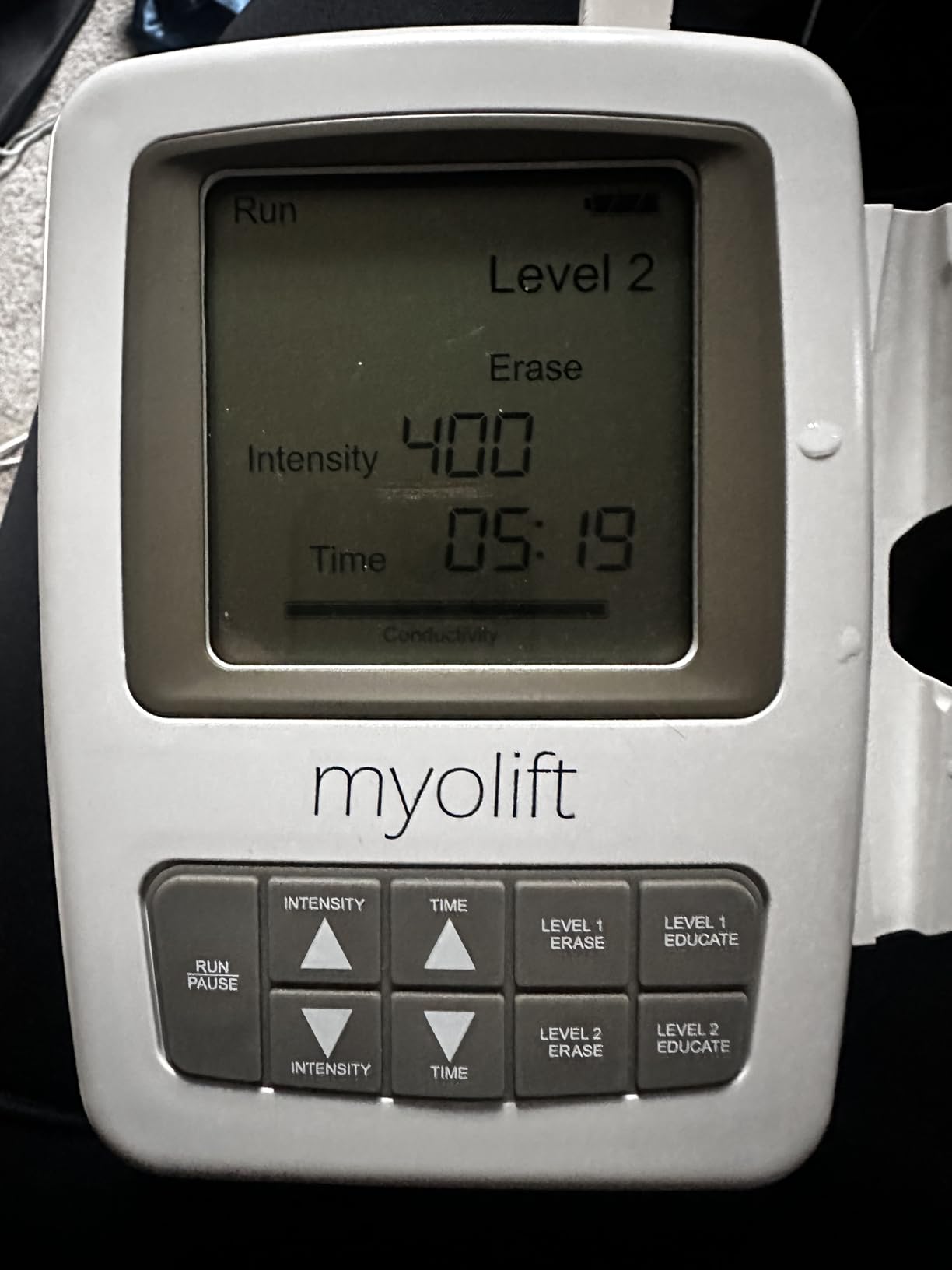 7E Wellness MyoLift Mini Microcurrent Facial Device with Dual Probes customer photo 1