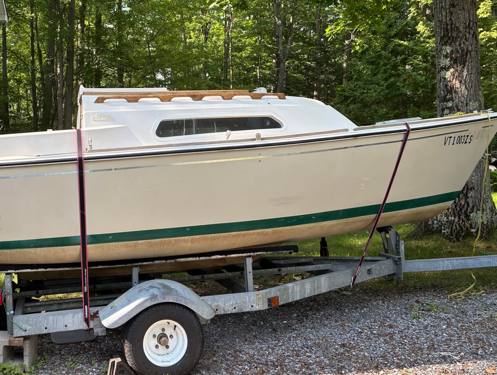 STAR BRITE Instant Hull Cleaner - Easily Remove Stains, Scum Lines & Grime for Boat Hulls, Fiberglass, Plastic & Painted Surfaces - Wipe On, Rinse Off Formula 32 Ounces (081732) customer photo 1