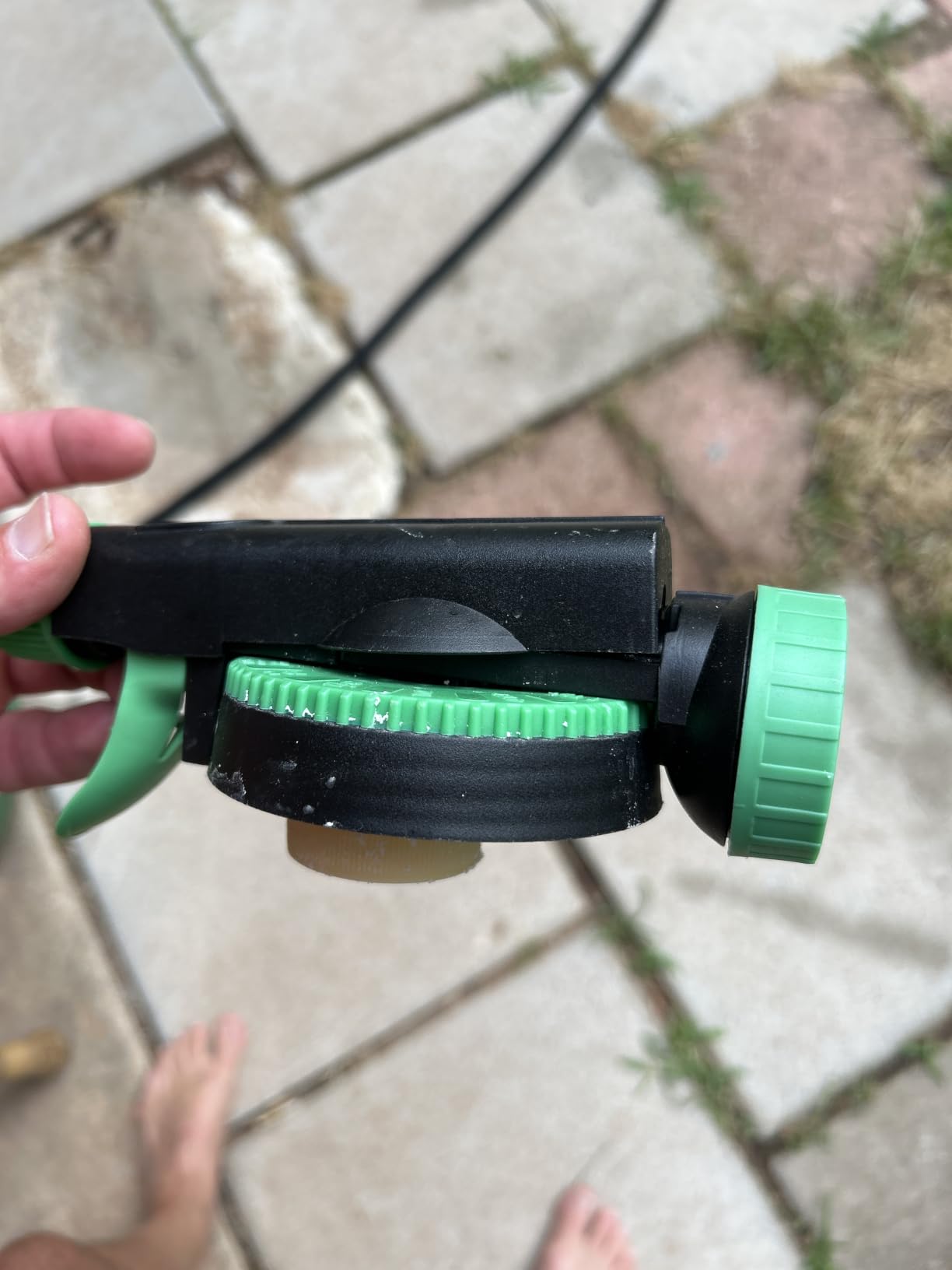 RL Flo-Master Chameleon Hose End Sprayer for use with Fertilizers, Weed Killers, Fungicides and Insect Killers, 32 ounce Refillable Bottle Included customer photo 1