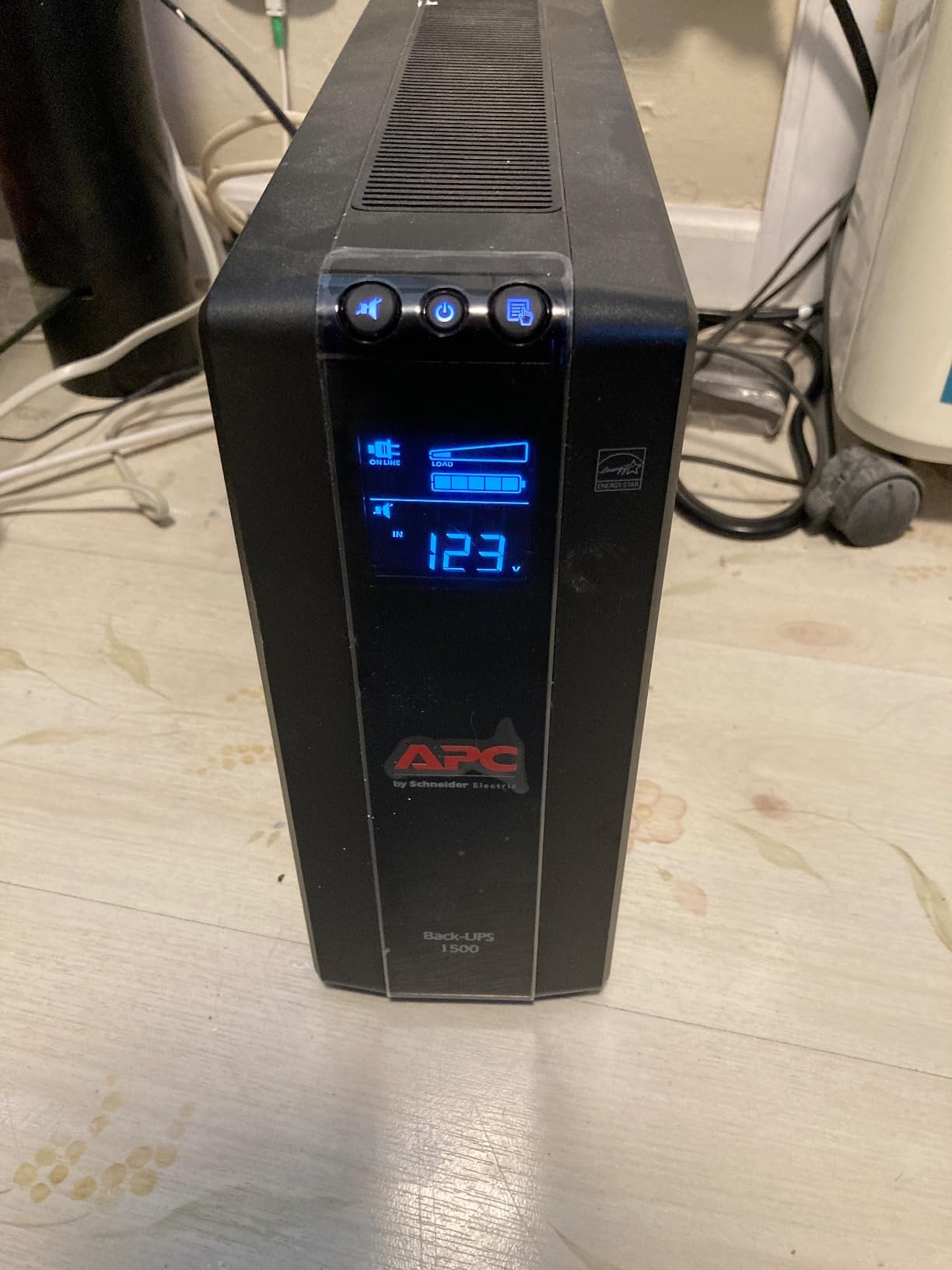 APC BX1500M UPS Battery Backup & Surge Protector for Computers, Electronics customer photo 1
