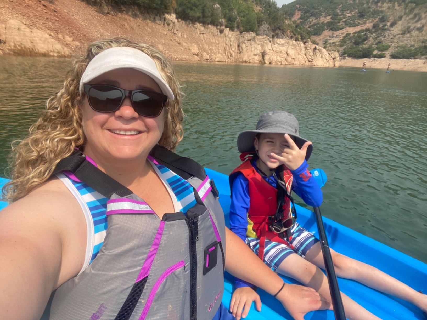 Onyx U.S. Coast Guard and Transport Canada Approved MoveVent Dynamic Paddle Vest for Adults for Kayaking, Canoeing, Stand Up Paddleboarding customer photo 1