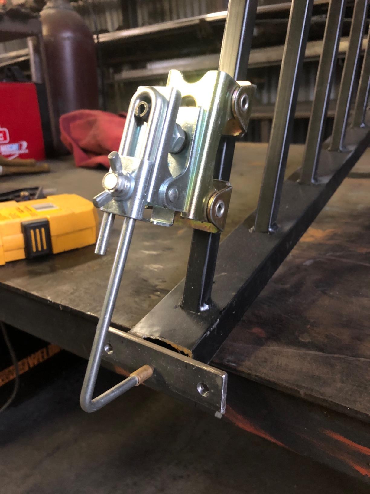 Strong Hand Tools Grasshopper Magnetic Welding Finger, 35 lb Pull Force, Brass Contact Tip, Spring-Loaded Arm, V-Pad Base, Anti-Tipping Bolt, AGH230 customer photo 1