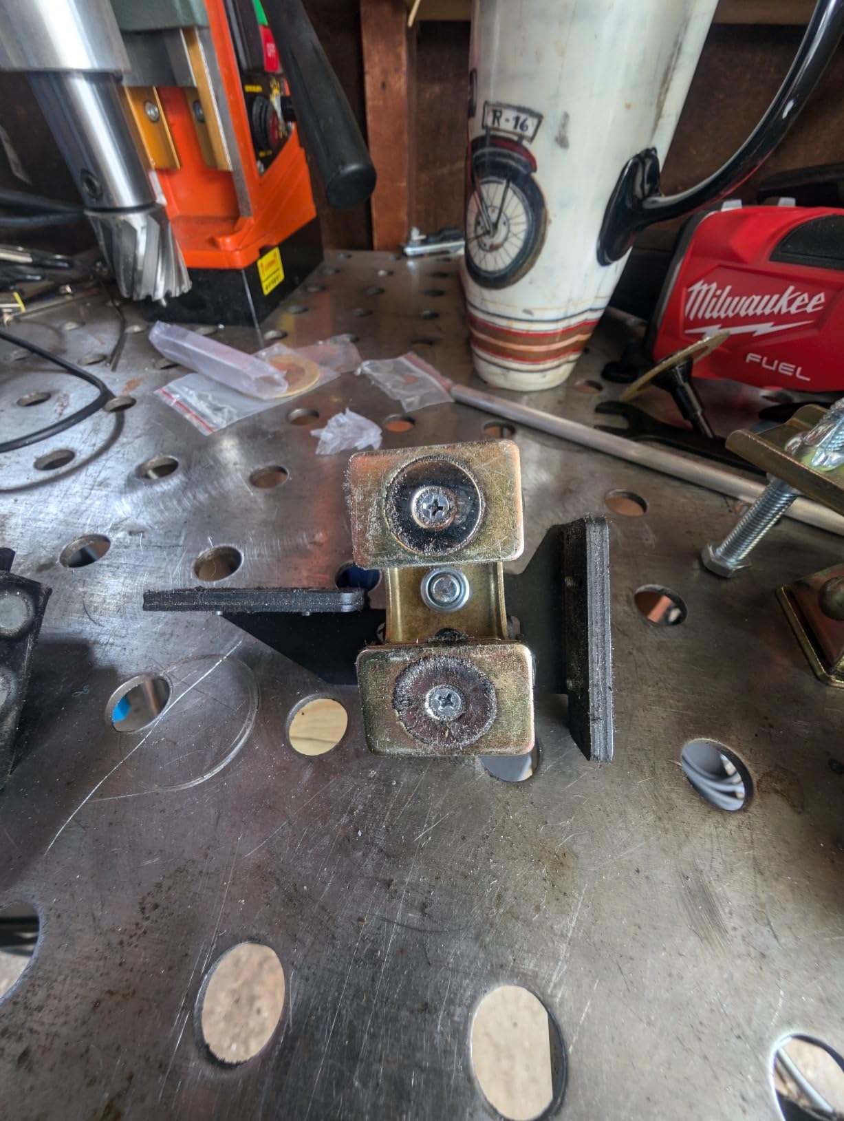 Strong Hand Tools Grasshopper Magnetic Welding Finger, 35 lb Pull Force, Brass Contact Tip, Spring-Loaded Arm, V-Pad Base, Anti-Tipping Bolt, AGH230 customer photo 2