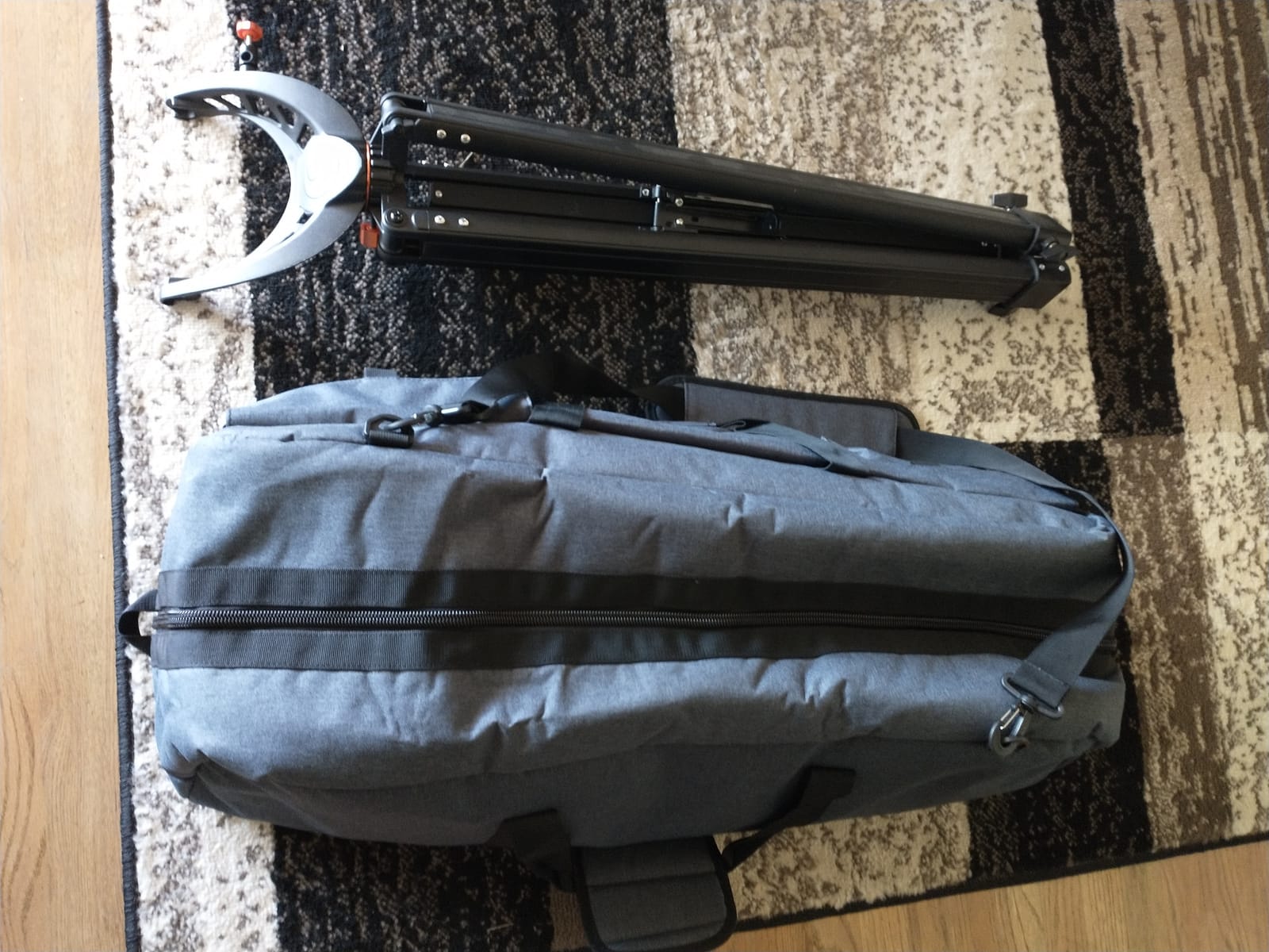 Multipurpose Telescope Bag – Shock-Absorbent Telescope Carrying Case with Adjustable Shoulder Strap and Extra Storage – Water Repellent (30 Inches) - Compatible with Celestron Telescope customer photo 2