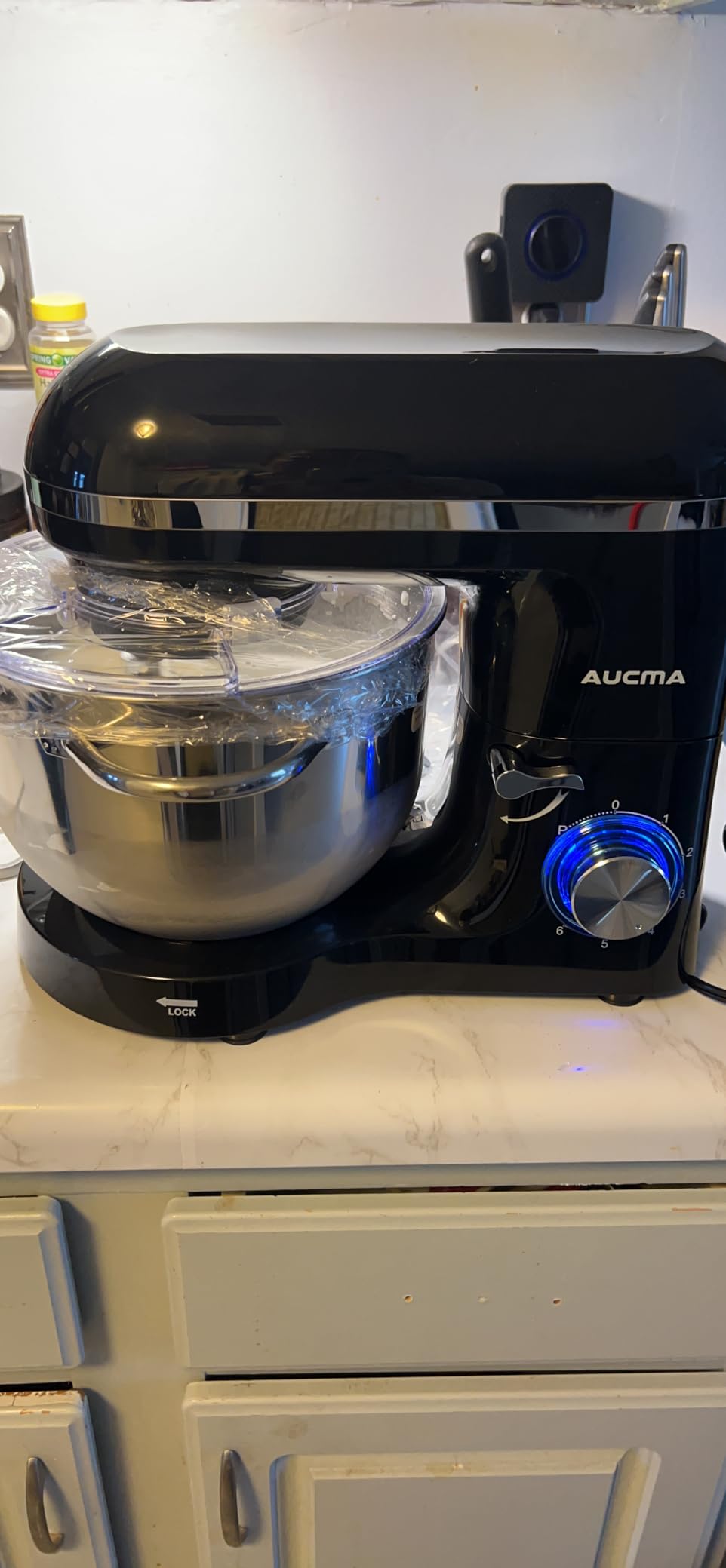 Aucma Stand Mixer,6.5-QT 660W 6-Speed Tilt-Head Food Mixer, Kitchen Electric Mixer with Dough Hook, Wire Whip & Beater (Silver, 6.5QT) customer photo 1