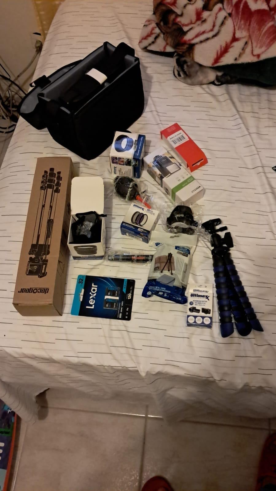 Canon EOS Rebel T7 DSLR Camera with 2 Lens Kit 18-55mm & 75-300mm Bundle customer photo 1