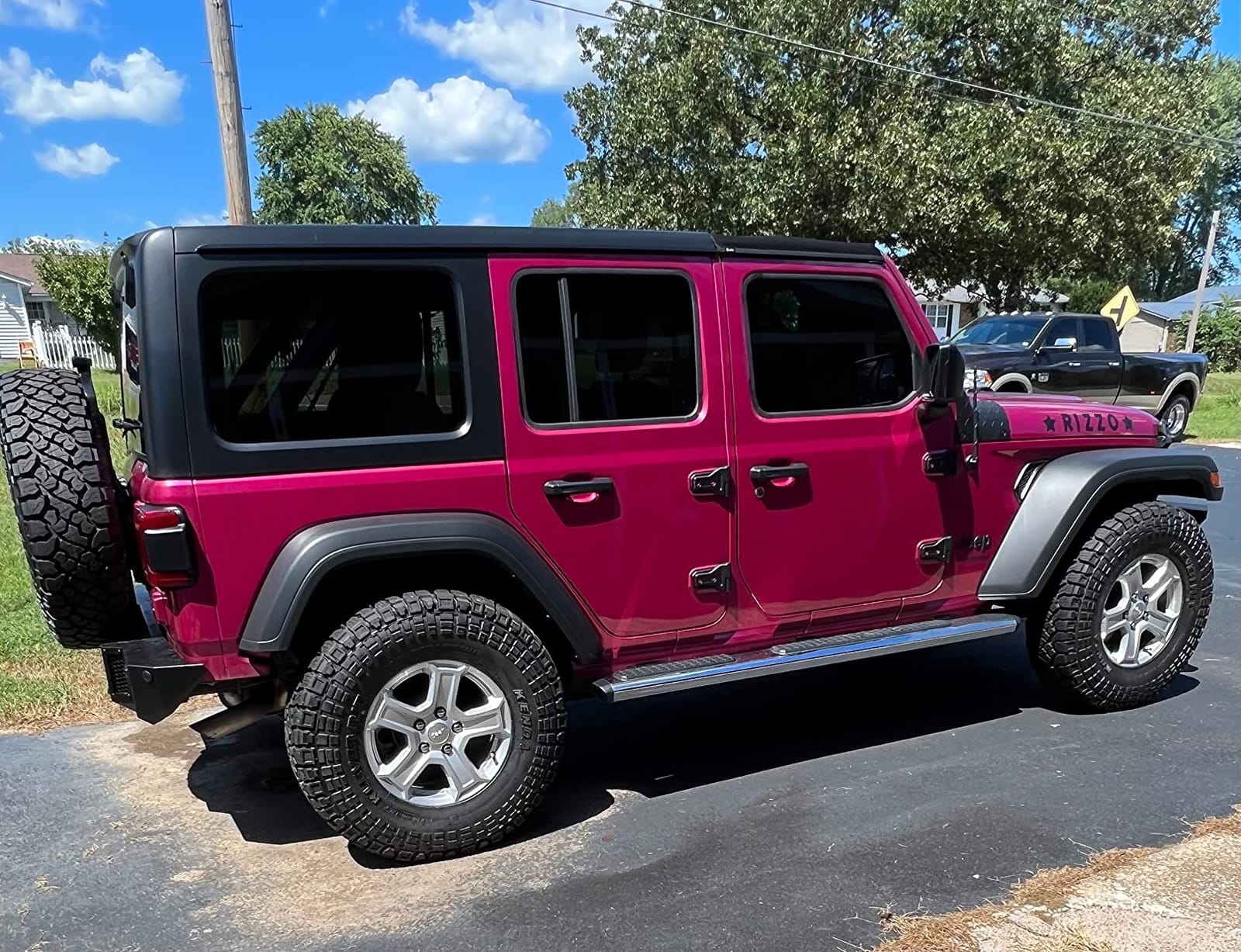 Kenda Klever R/T KR601 Rugged Terrain LT35X10.50R17 121R D Light Truck Tire customer photo 1
