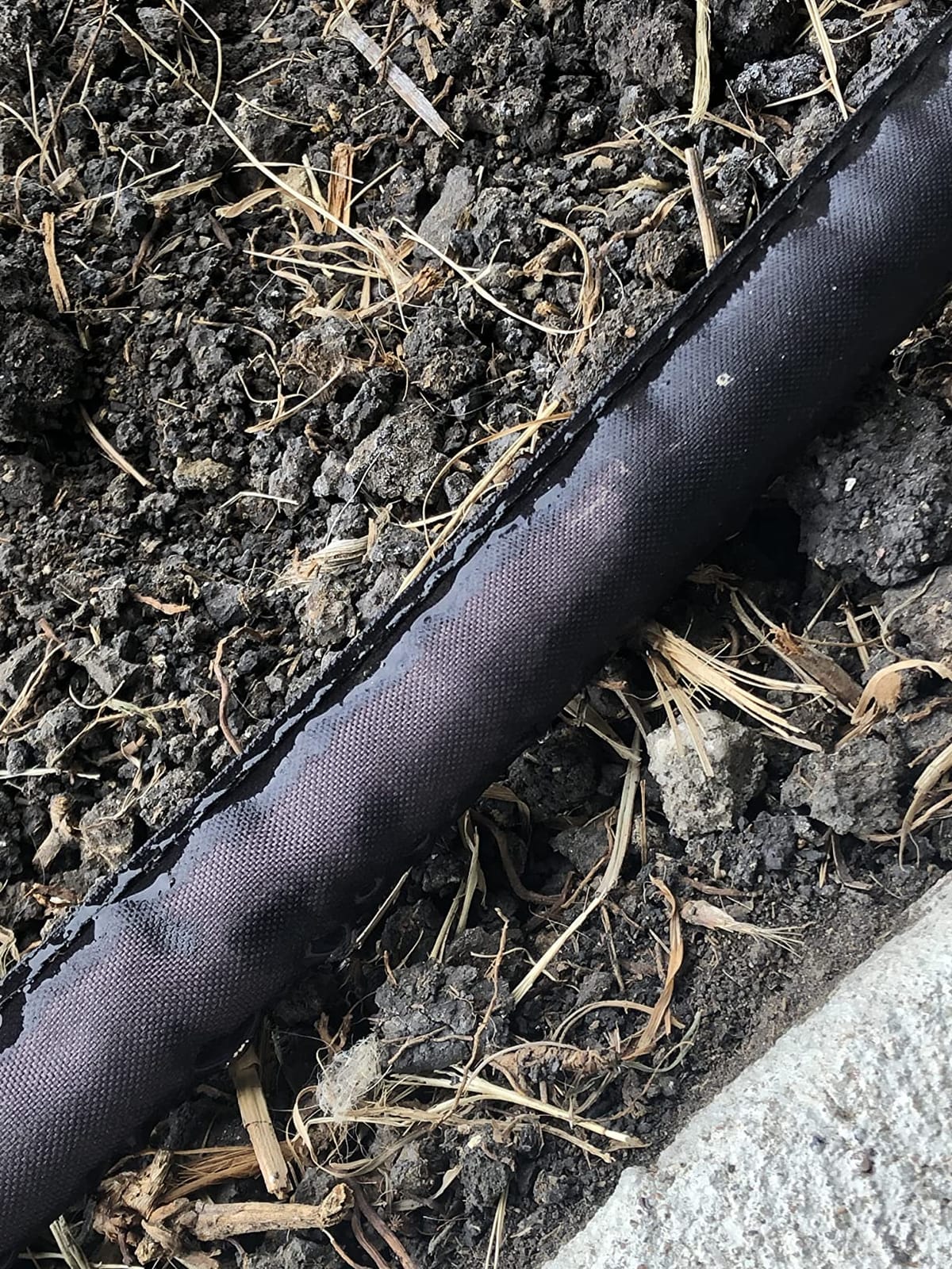 Rocky Mountain Goods 50 Foot Flat Weeper Soaker Hose - Drip Irrigation - Double Layer Design - Saves 70% Water - Consistent Drip Entire Length of Hose - Includes 3 Pressure Reducing Discs customer photo 1