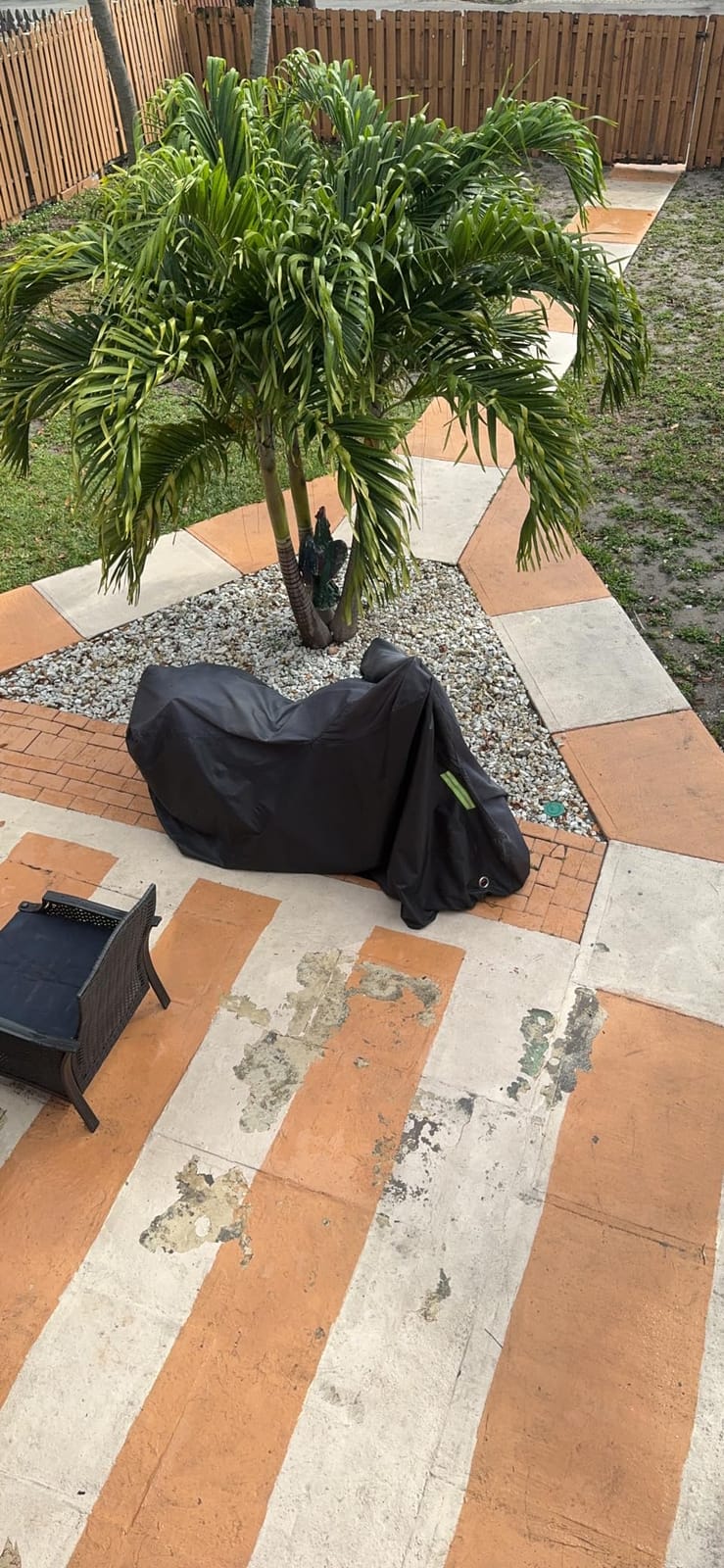 Motorcycle Cover All Season,Universal Weather Quality Waterproof Sun Outdoor Protection Scooter Shelter Tear Proof Night Reflective & Lock-Holes Storage Bag Fits up to 105