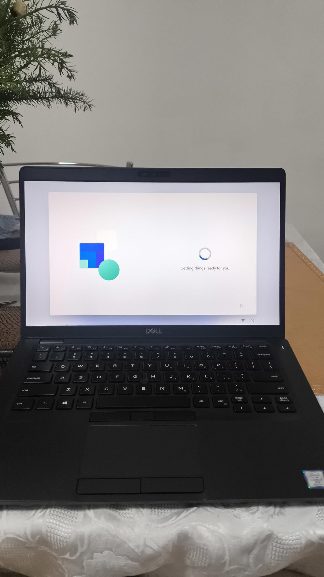 Dell Latitude 5400 14 inches 8th Gen Core i7-8665U 16GB RAM 512GB PCIe SSD FHD 1080P, FPR, Backlit Keyboard (Renewed) customer photo 2