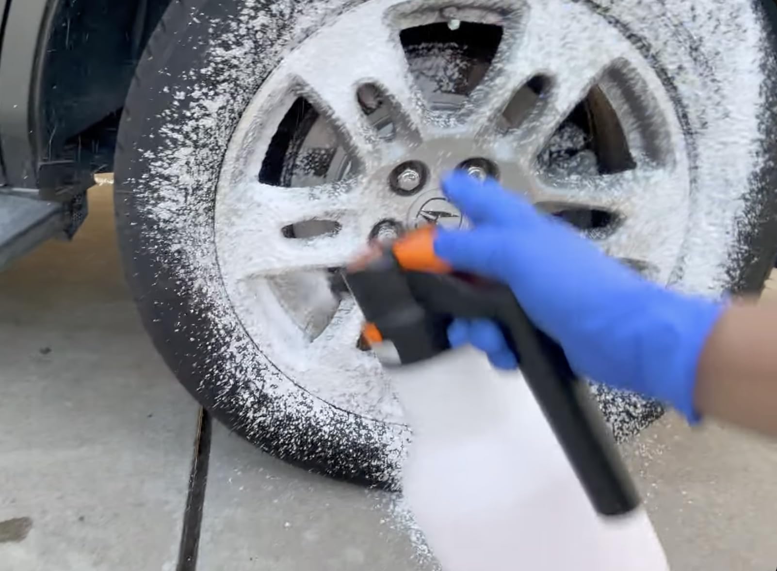 Adam's Polishes Wheel & Tire Cleaner Gallon - Professional All in One Tire & Wheel Car Wash Wheel Well Cleaning Spray for Car Detailing | Safe On Most Rim Finishes customer photo 2