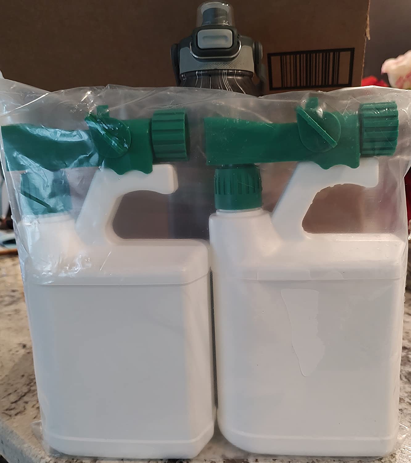 The Andersons Refillable Multipurpose Hose-End Sprayer 32oz (Pack of 2) (20:1 Spray Ratio) customer photo 2