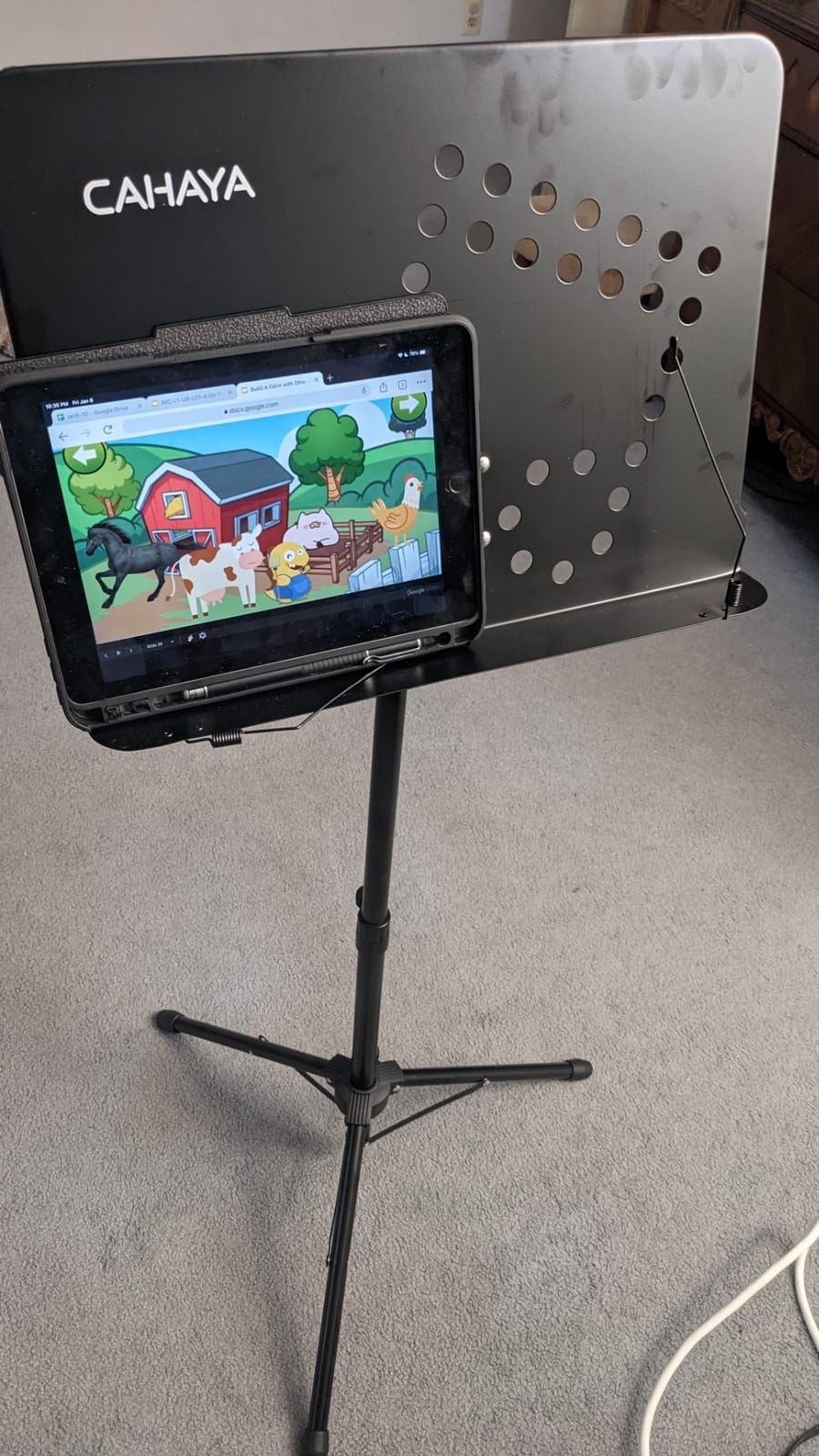 CAHAYA Sheet Music Stand Adjustable Height Portable with Carry Bag Metal customer photo 1