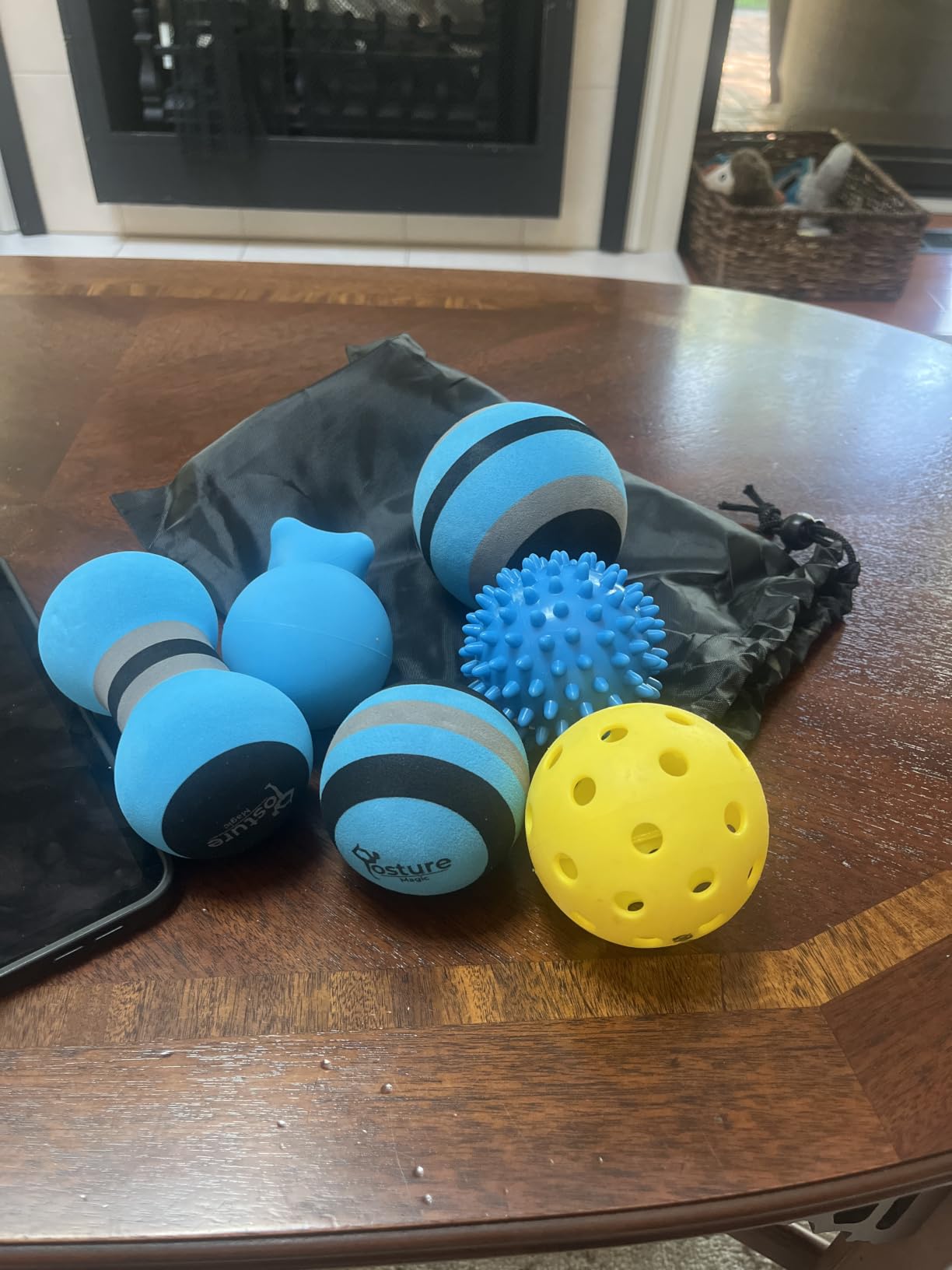 Posture Magic Massage Ball Kit for Myofascial Trigger Point Release & Deep Tissue Massage - Set of 6 - Large Foam/Small Foam/Lacrosse/Peanut/Spiky/Hand Exercise Ball (Purple) customer photo 2