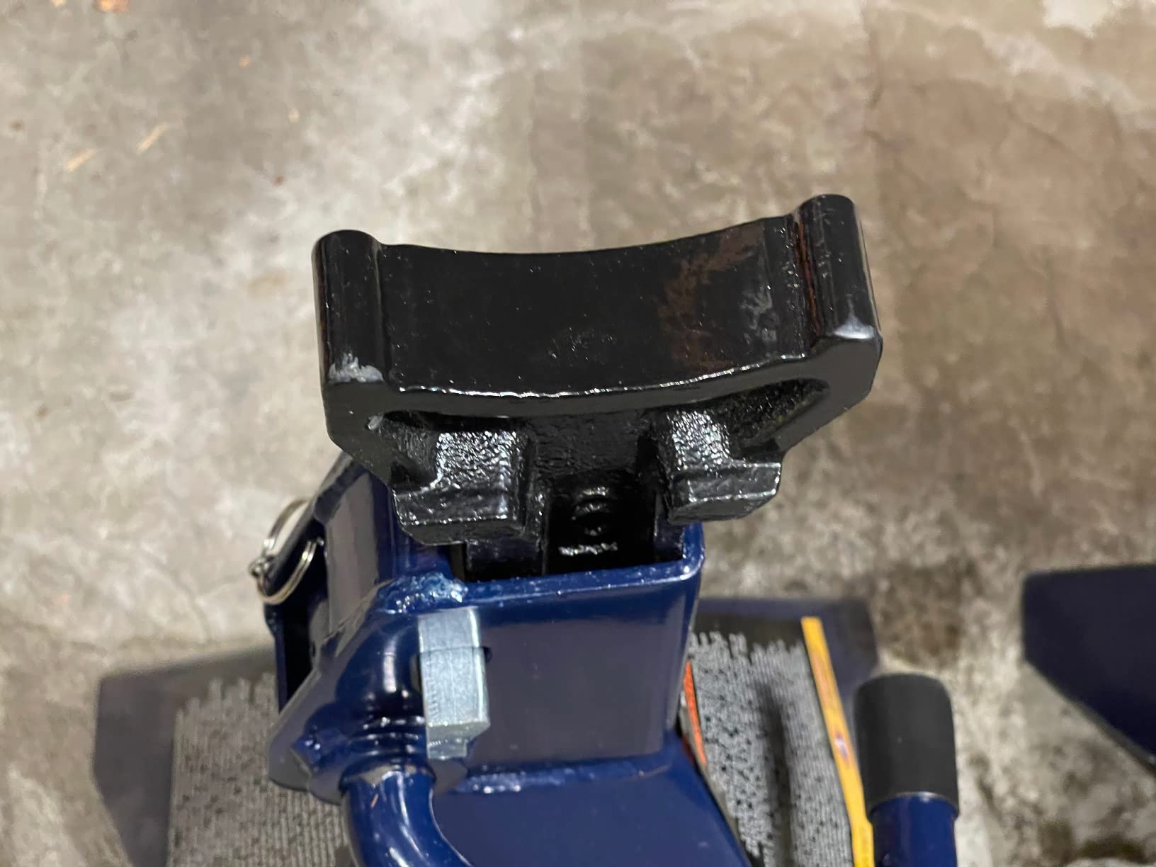 TCE 6 Ton (12,000 LBs) Capacity Double Locking Steel Jack Stands, 2 Pack, Blue, AT46002AU customer photo 2