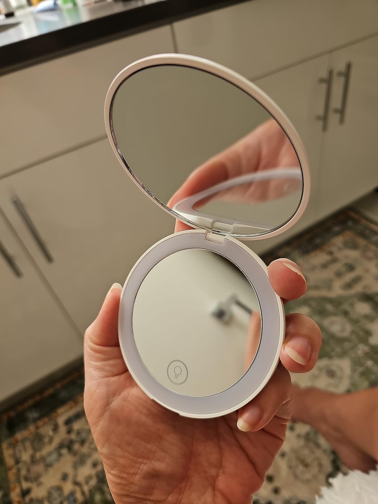 Compact Mirror with LED Light,1x/10x Magnifying Rechargeable Mirror,3.5in, Dimmable Travel Mirror for Purse,Pocket,Handheld 2-Sided Makeup Mirror customer photo 1