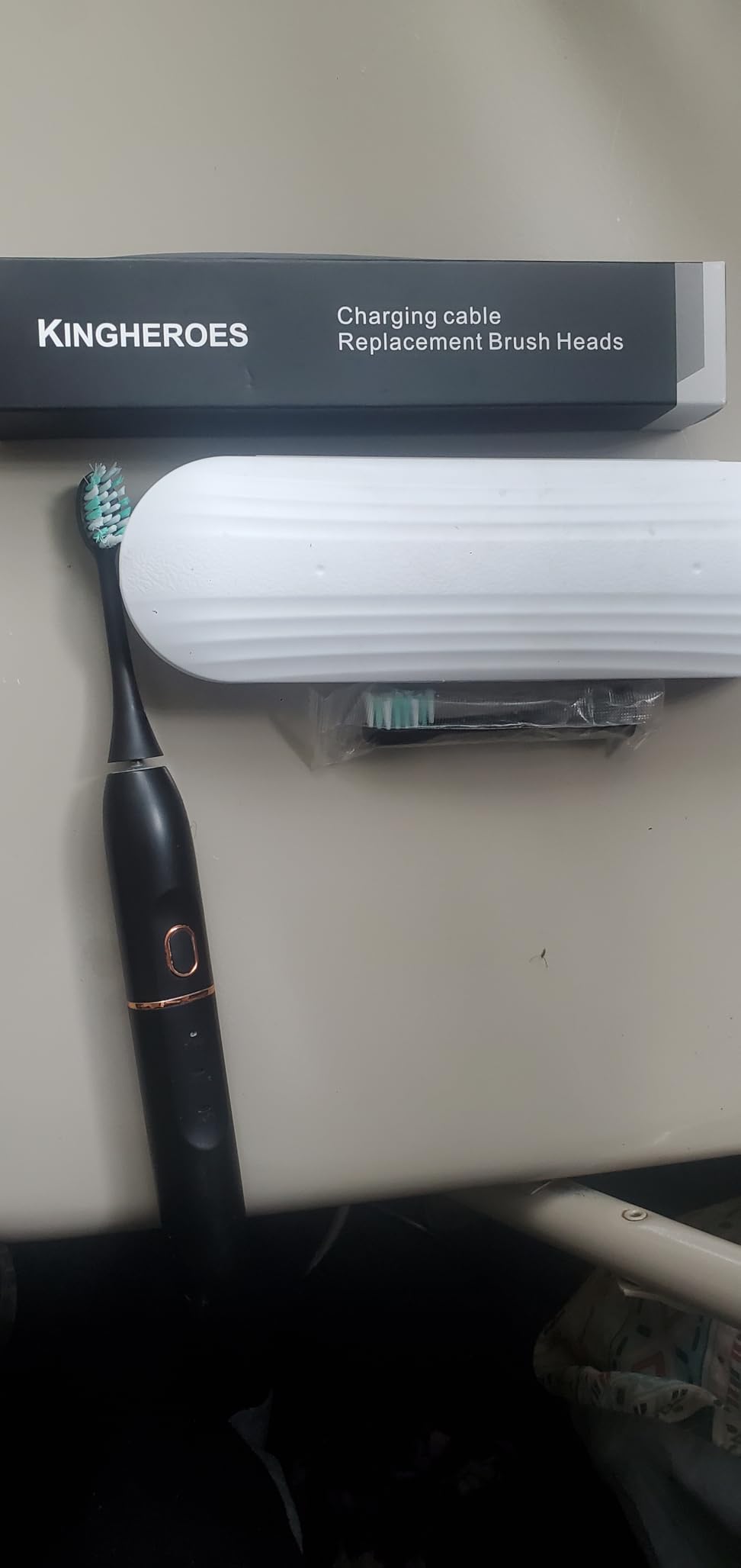 kingheroes Electric Toothbrush Set, Comes with 8 Brush Heads & Travel Case,4 Modes with 2 Minutes Built in Smart Timer, One Charge for 60 Days, 42000 VPM Motor (Black) customer photo 2