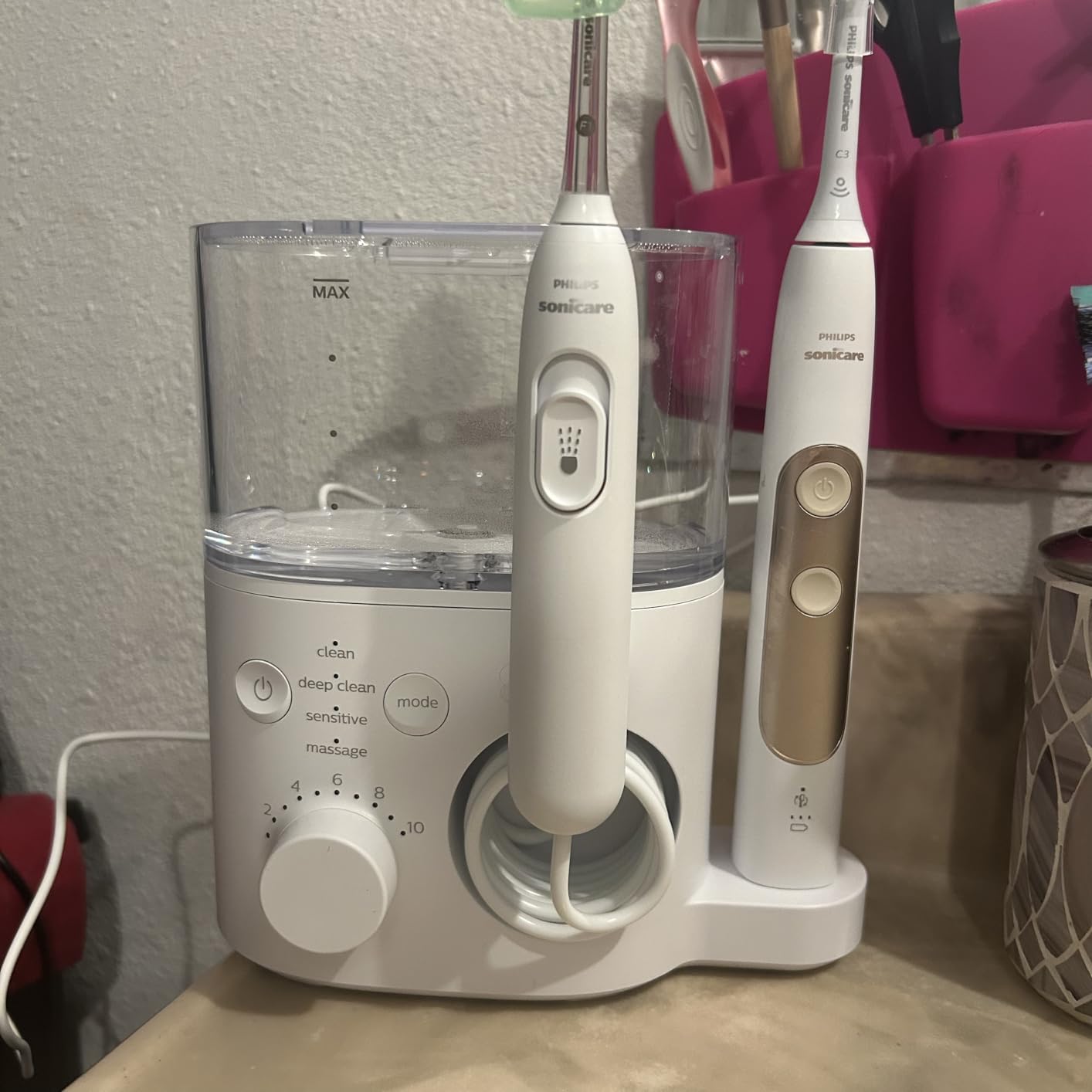 Philips Sonicare Countertop Power Flosser & Toothbrush System 7000, White customer photo 1