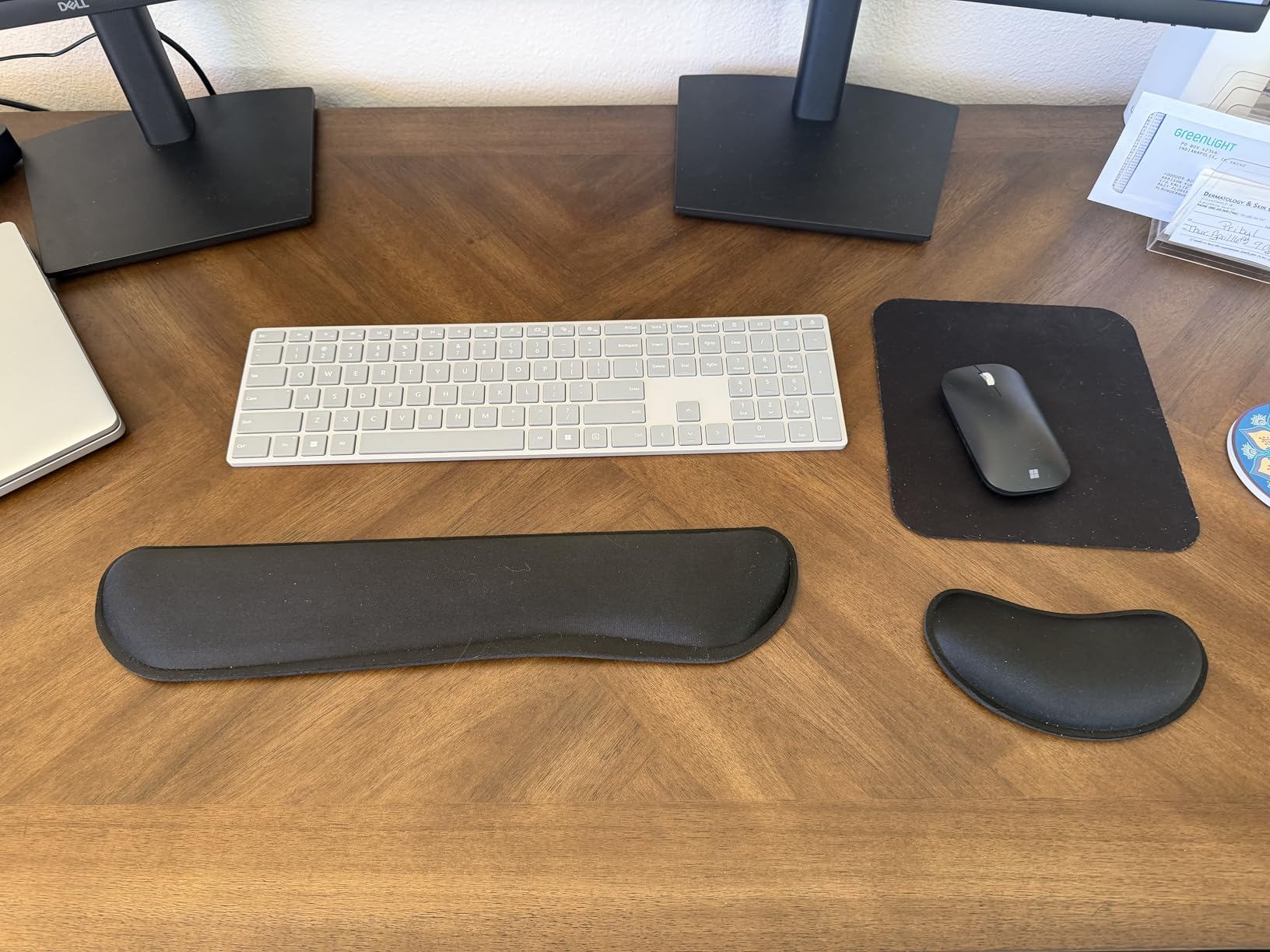 GORILLA GRIP Memory Foam Wrist Rest for Computer Keyboard, 2 Piece Black customer photo 1