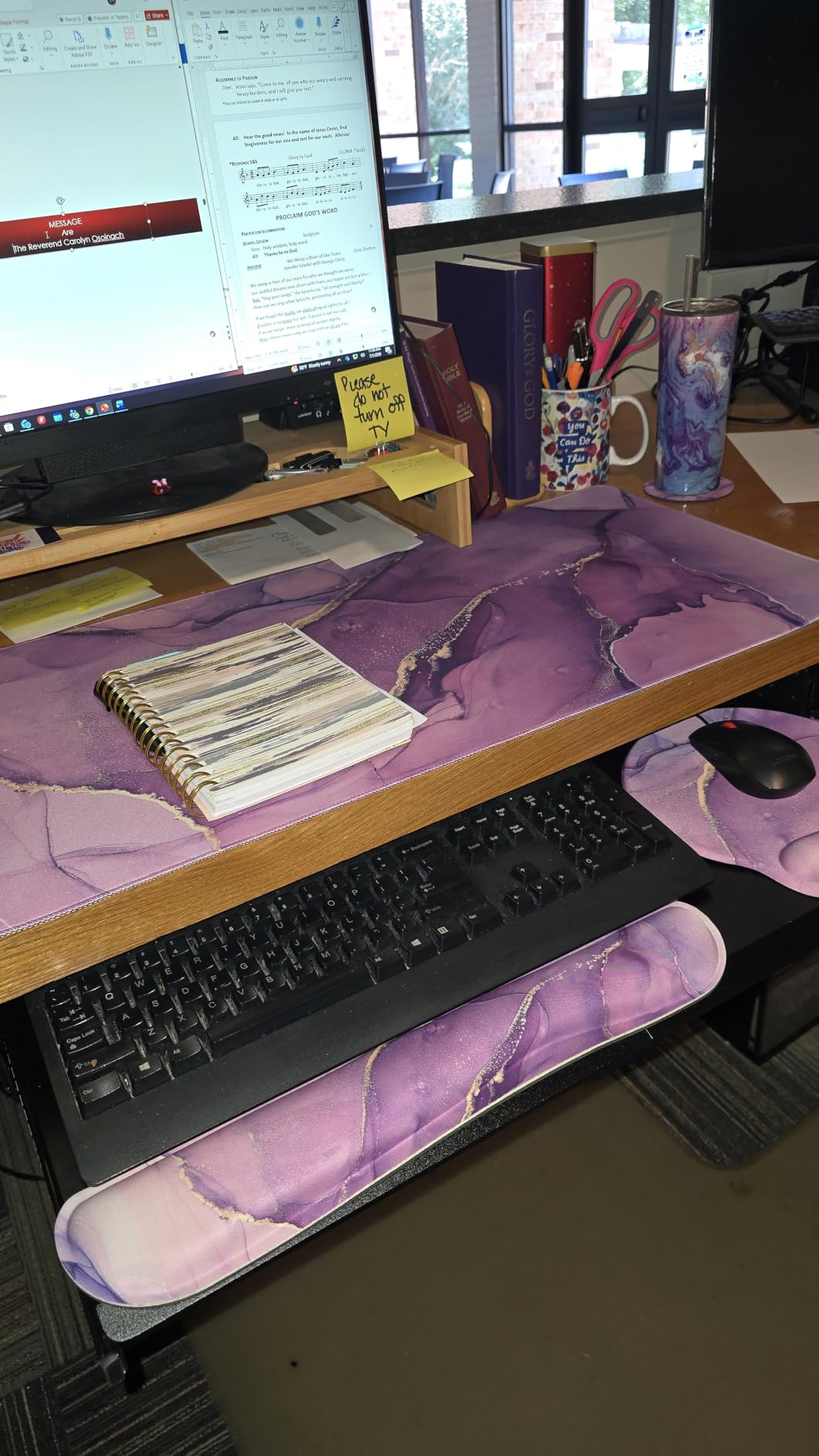Memory Foam Ergonomic Keyboard Wrist Rest Pad and Mouse Wrist Rest Support Mouse Pad Set for Office Gaming Easy Typing-Pink Fluid customer photo 2