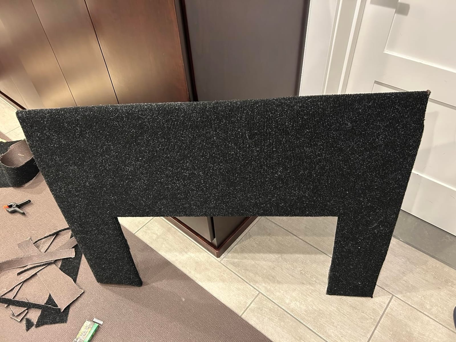 VEVOR Marine Carpet, 6 x 36 ft Indoor Outdoor Carpet Charcoal Black Marine Grade Boat Carpet, Marine Carpeting with Water-Proof TPR Backing Boat Carpeting Roll for Home Patio Porch customer photo 1
