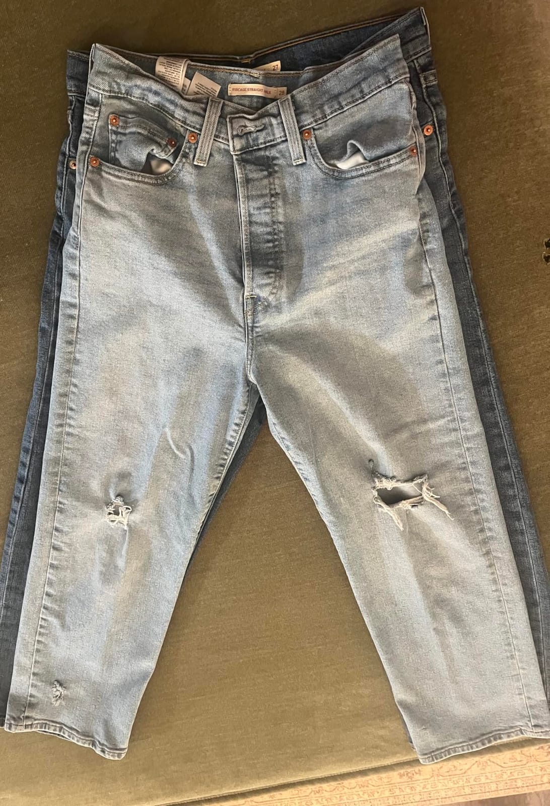 Levi's Women's Ribcage Straight Ankle Jeans customer photo 1