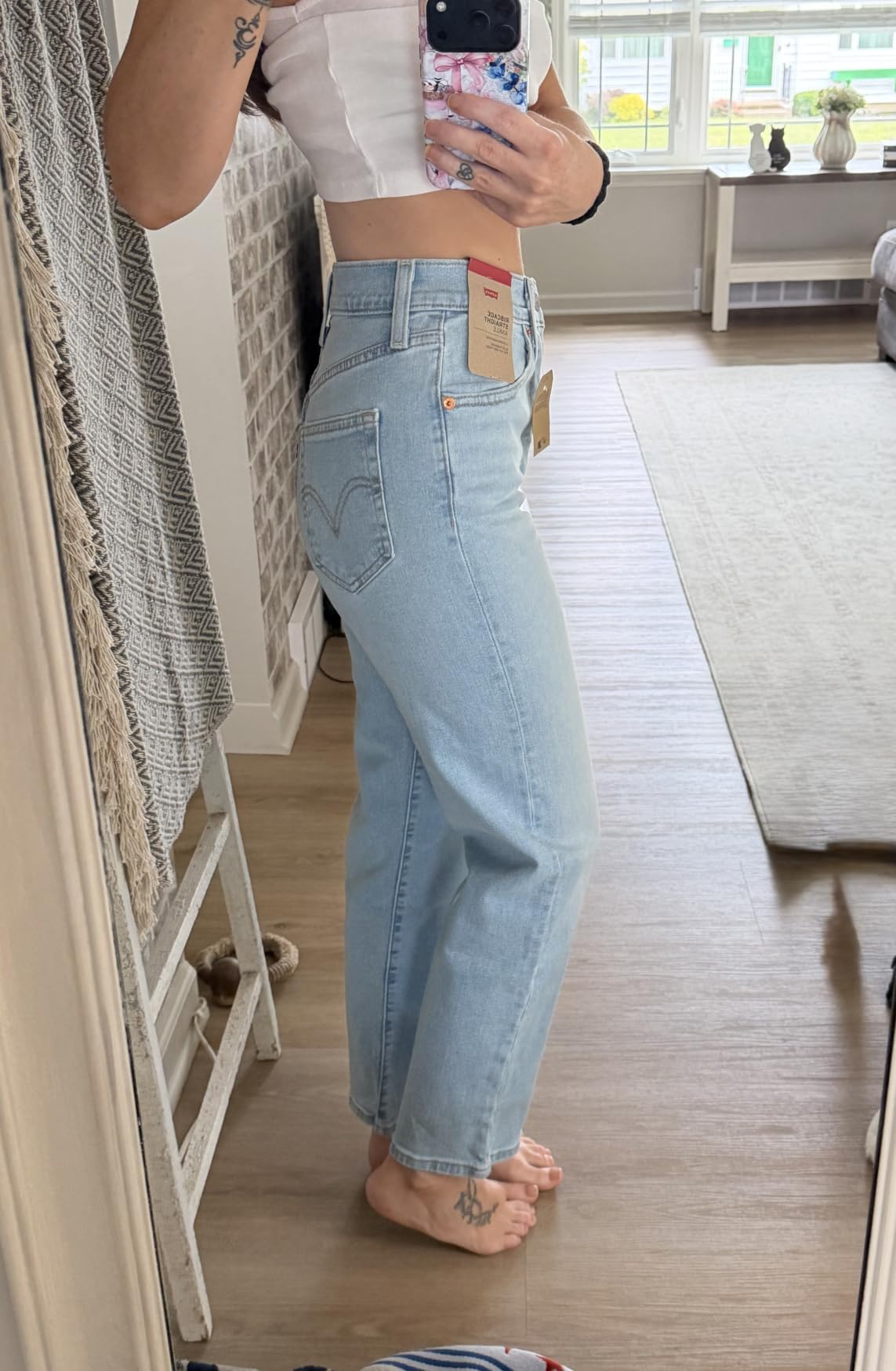 Levi's Women's Ribcage Straight Ankle Jeans customer photo 2