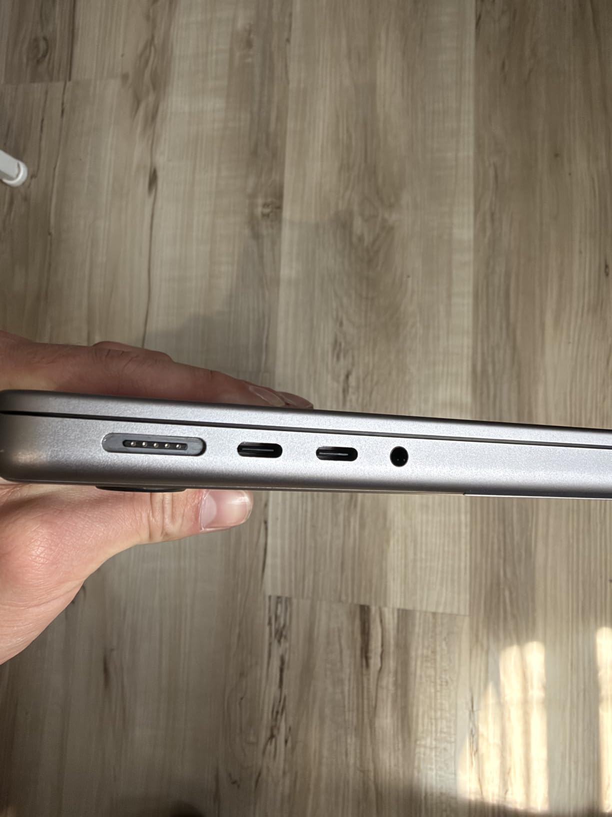 Renewed M1 Pro 14 customer photo 2