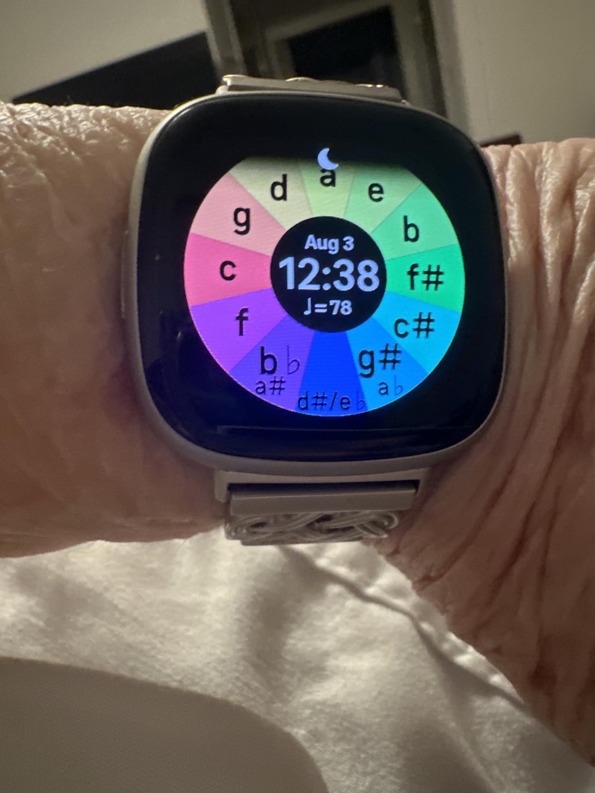 Fitbit Versa 4 customer photo 1