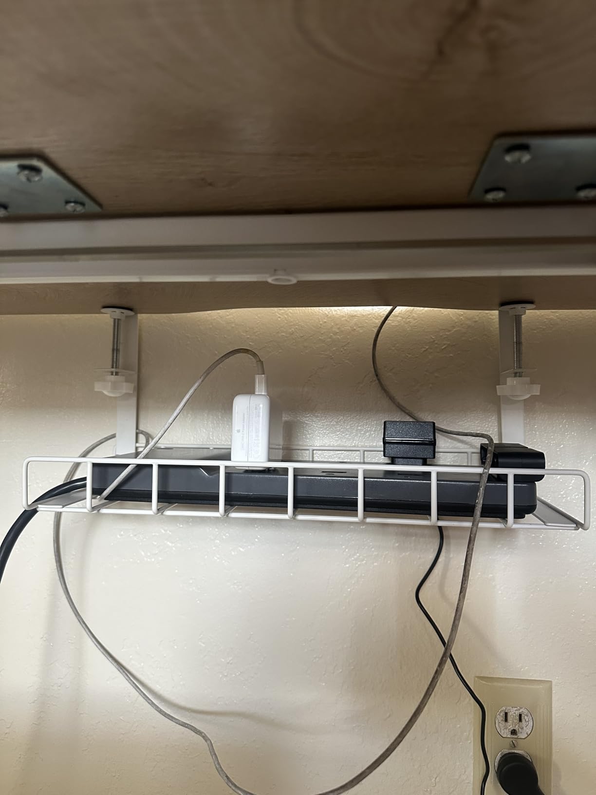 Under Desk Cable Management Tray, Xpatee Upgraded Wire Management No Drill No Screws, Cable Tray with Clamp for Wire Organizers, Computer Cord Rack for Office, Home - No Damage to Desk White customer photo 1