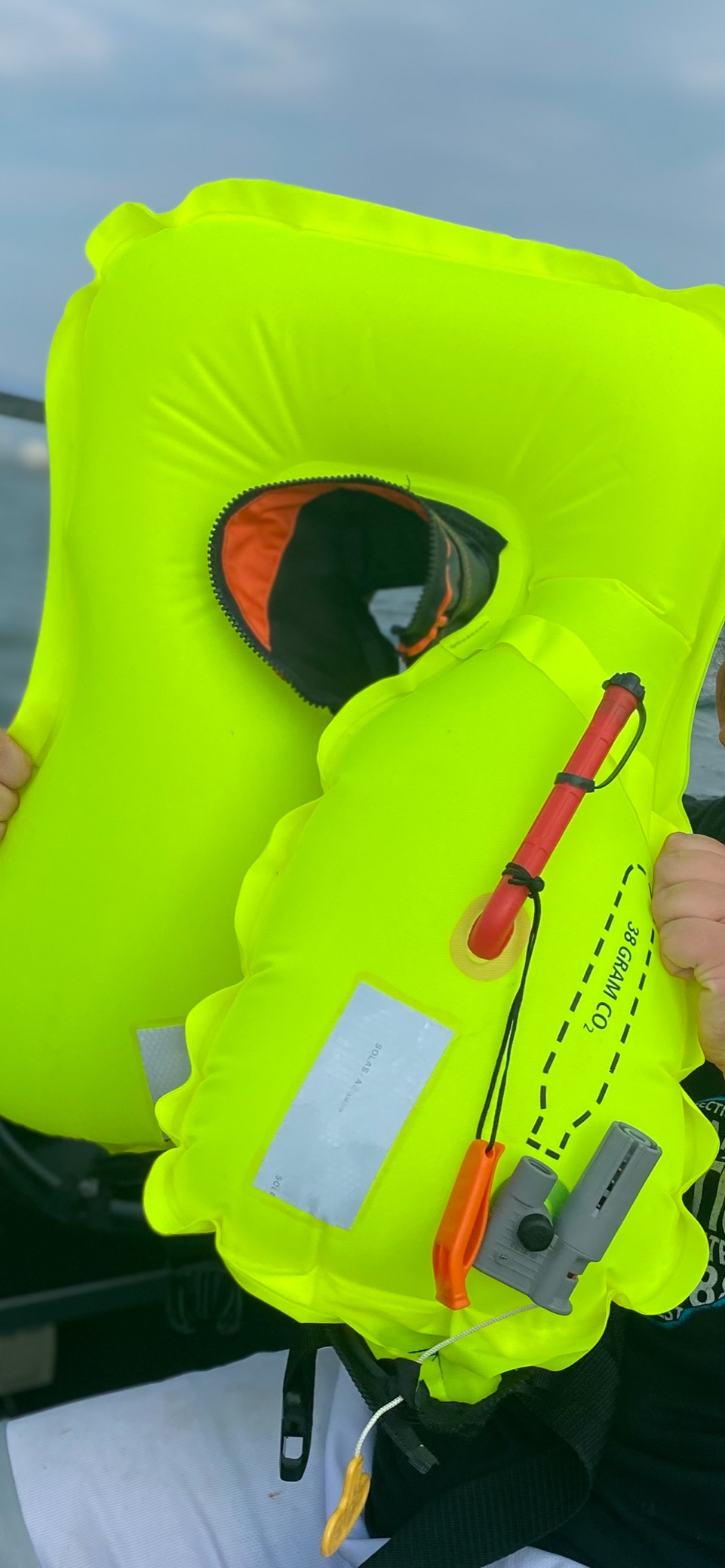 BLUESTORM Arcus 40 Automatic Inflatable PFD Life Jacket for Adults w/Manual Ripcord | US Coast Guard (USCG) Approved Life Vest customer photo 1