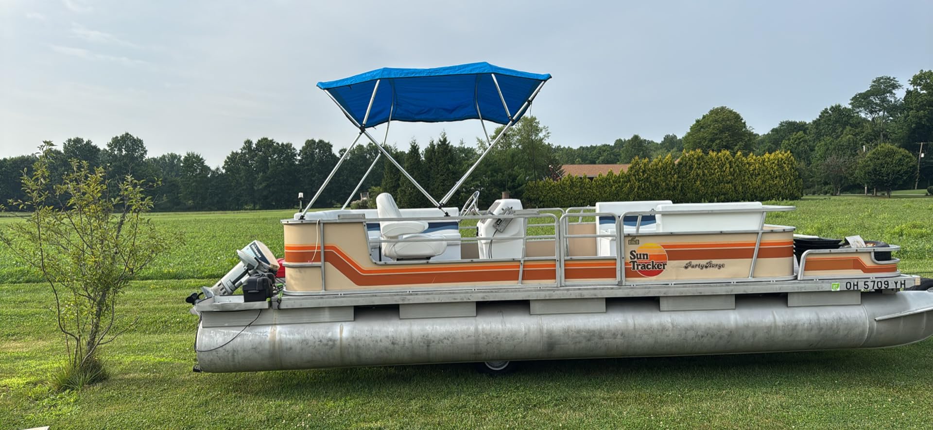 KAKIT 3 4 Bow Bimini Tops with Mesh Sidewalls Support Poles for Boats Marine Grade Canvas Top Includes 2 Straps Storage Boot 1 Inch Aluminum Frame customer photo 2