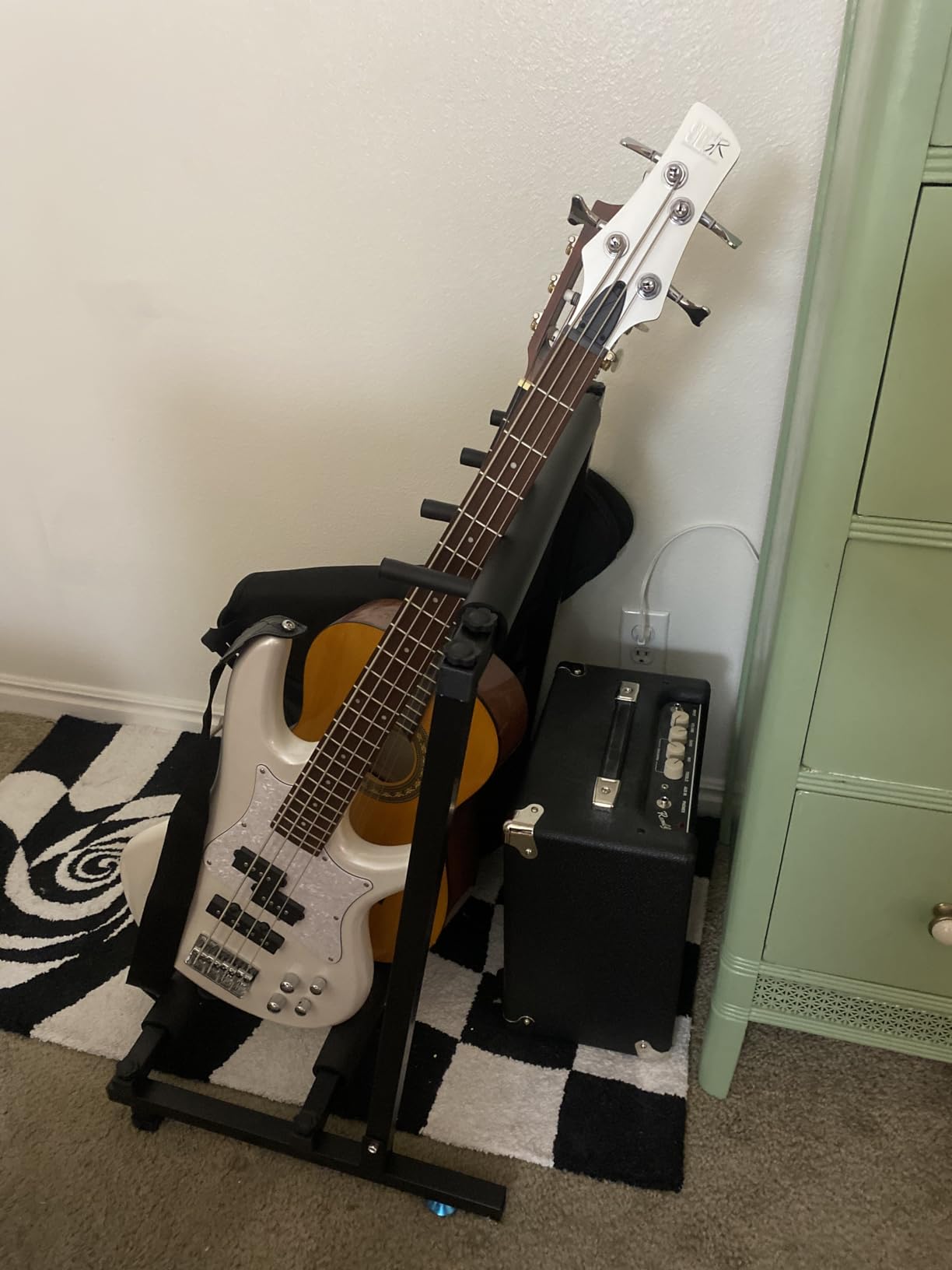 GeeWin Multi Guitar Stand, 5 Guitar Stand Rack, Folding Guitar Stand customer photo 1