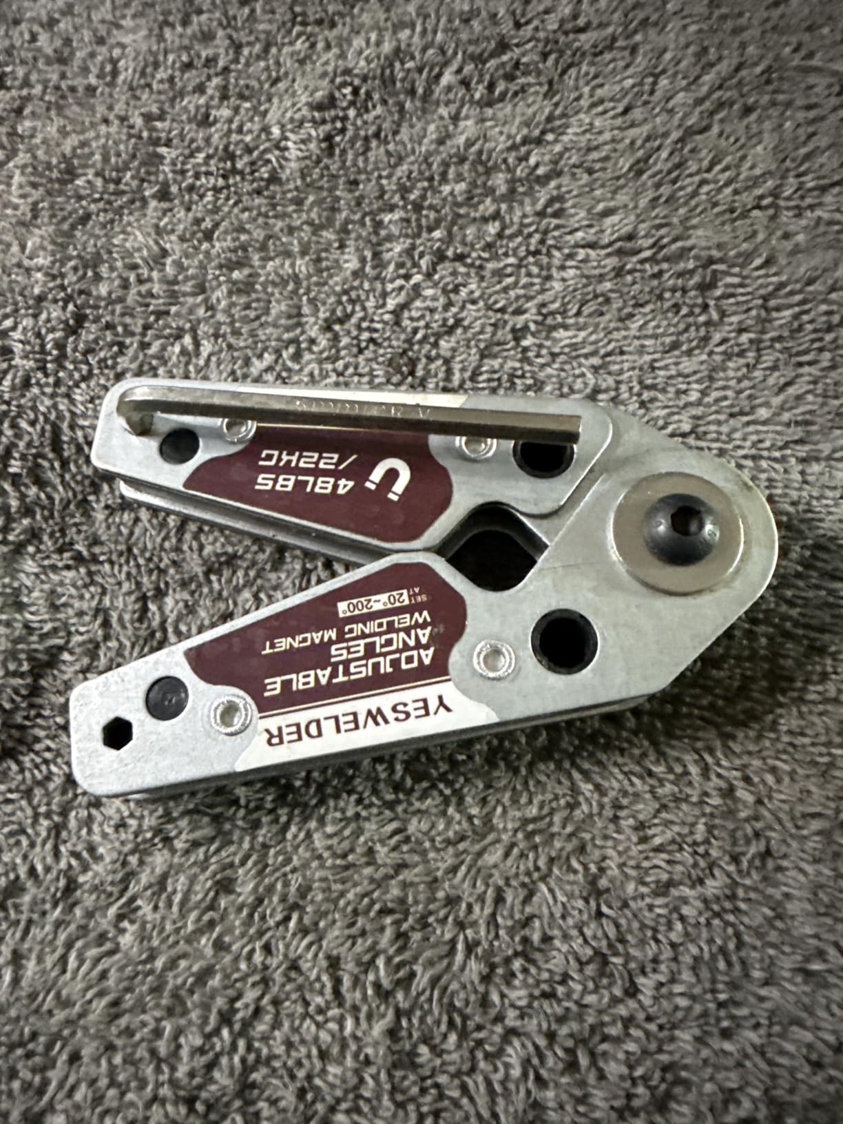 YESWELDER Adjustable Angle Welding Magnet 20-200° Welding Magnet of 48LBs customer photo 2